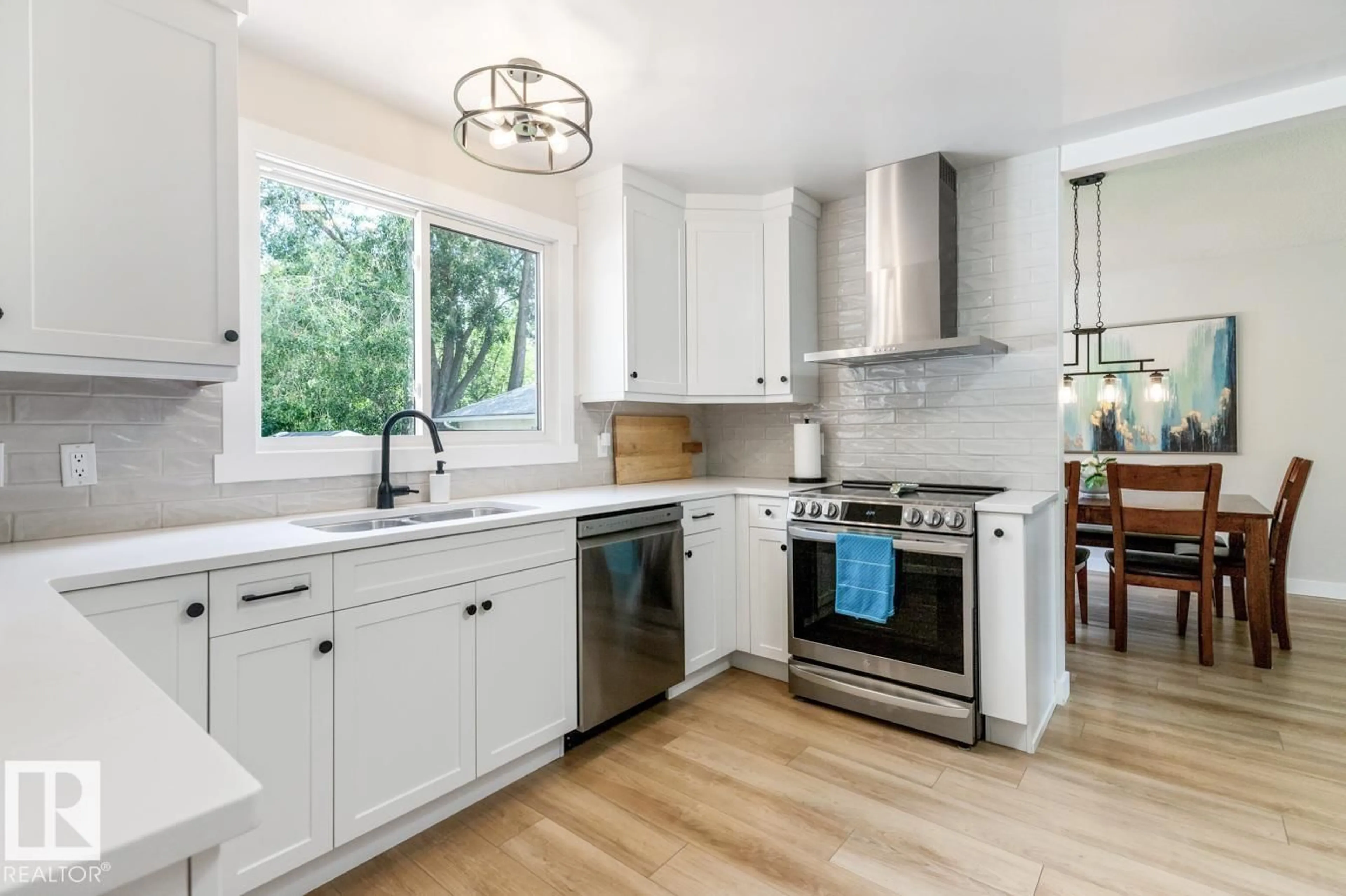 Open concept kitchen, unknown for 57 GARNET CR, Sherwood Park Alberta T8A2S1