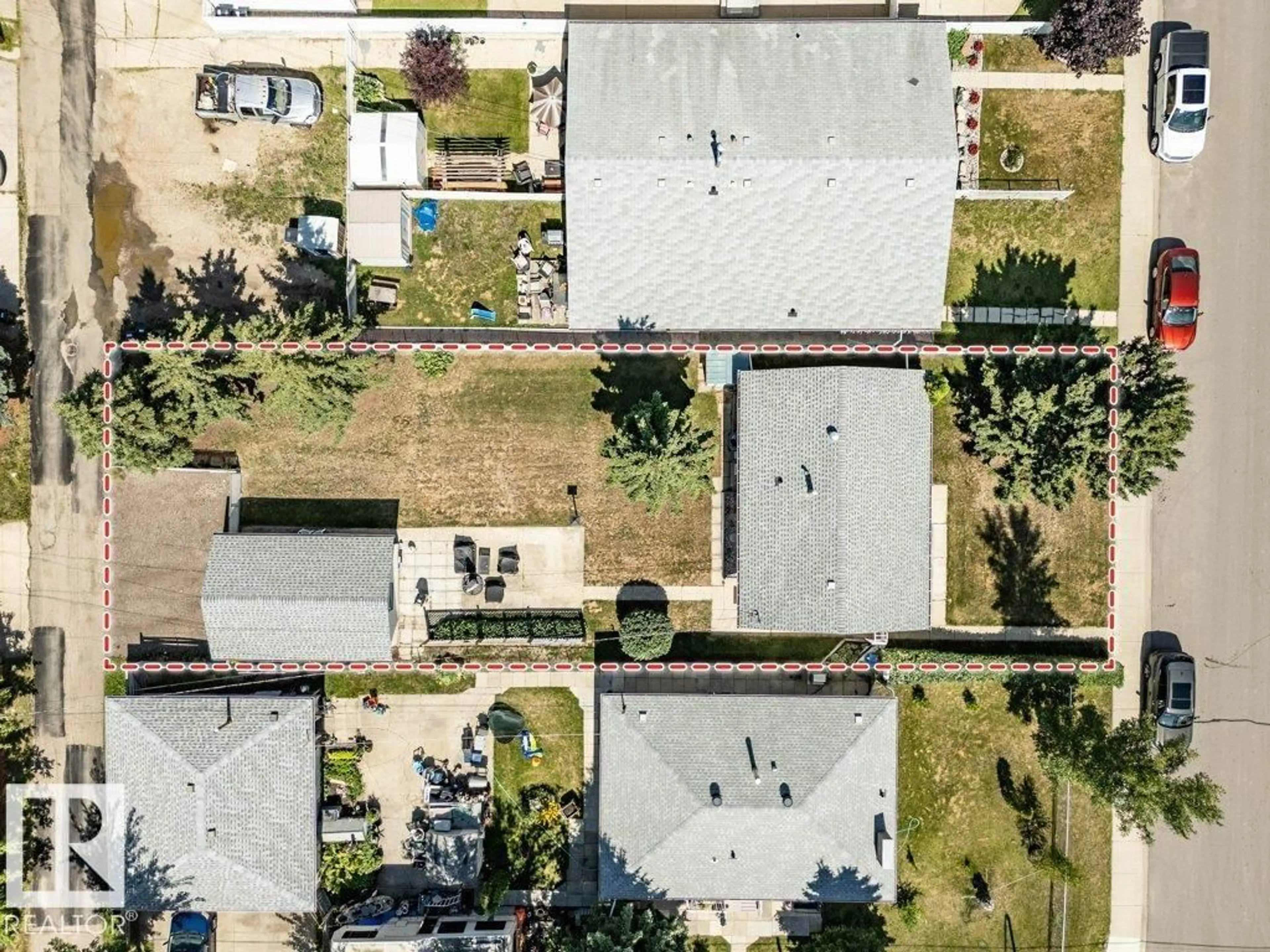 A pic from outside/outdoor area/front of a property/back of a property/a pic from drone, street for NW - 10604 153 ST, Edmonton Alberta T5P2C5