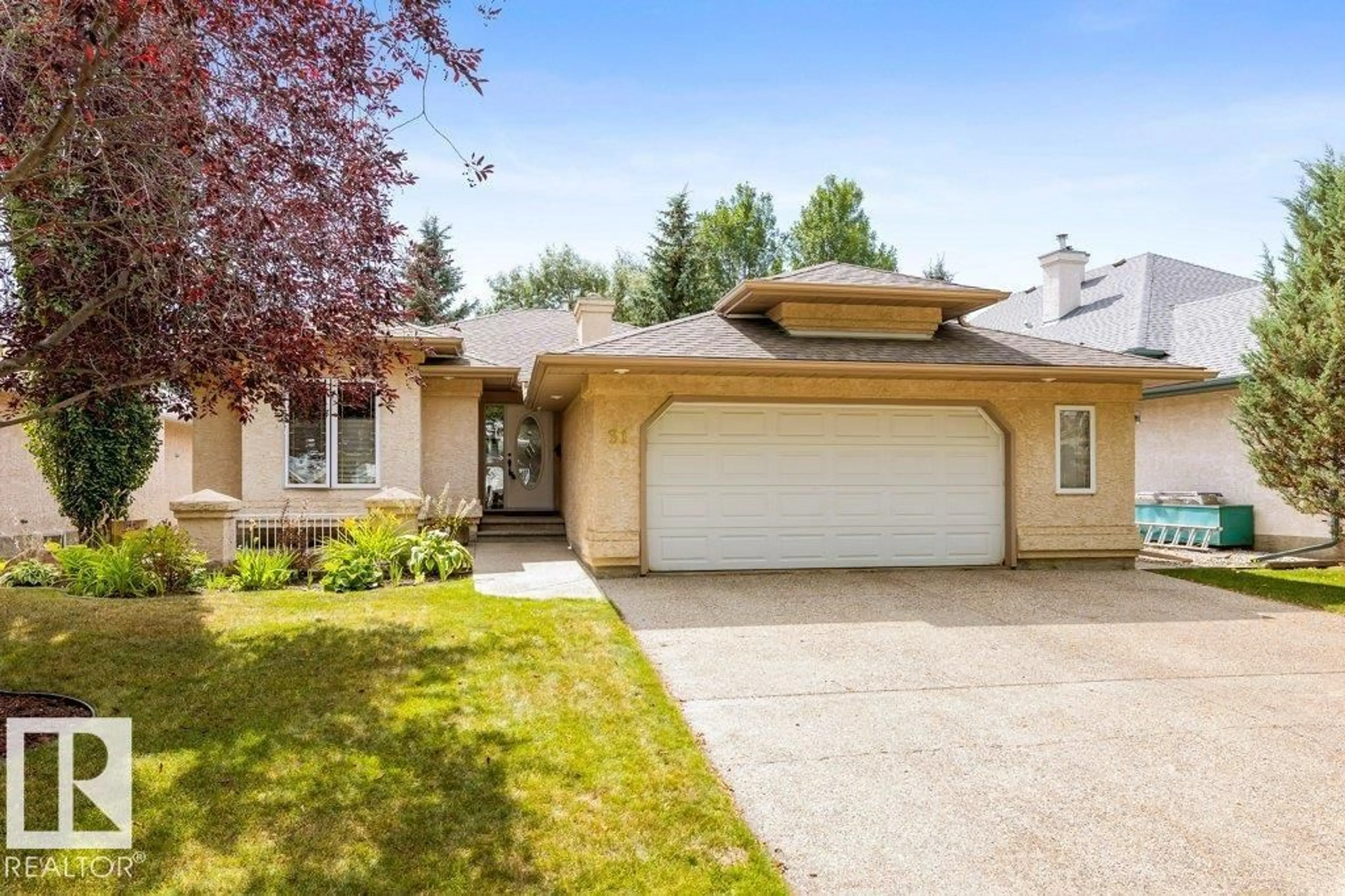 Home with vinyl exterior material, street for 31 EVEREST CR, St. Albert Alberta T8N6L1