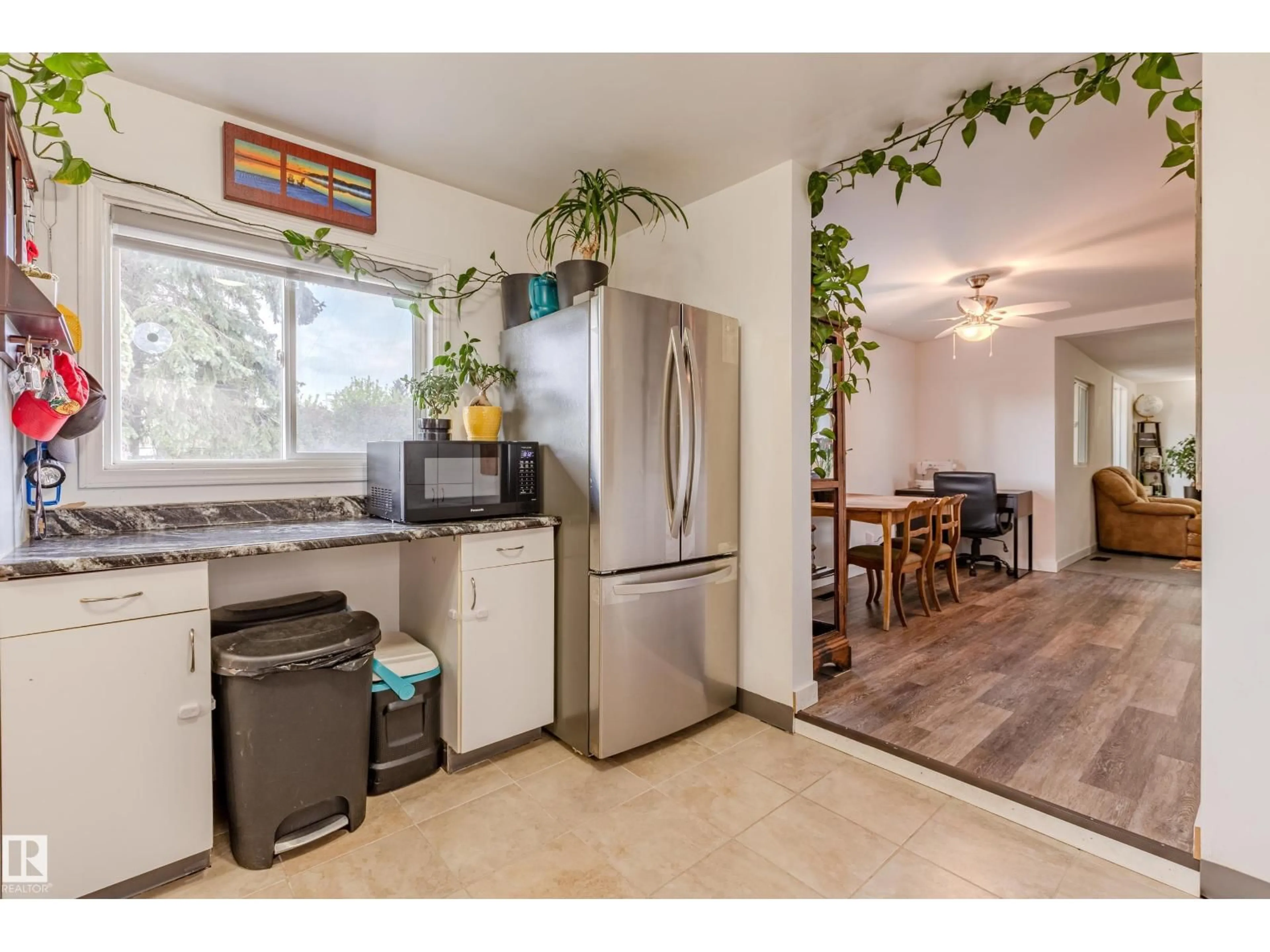 Standard kitchen, unknown for 5029 52 ST, Legal Alberta T0G1L0