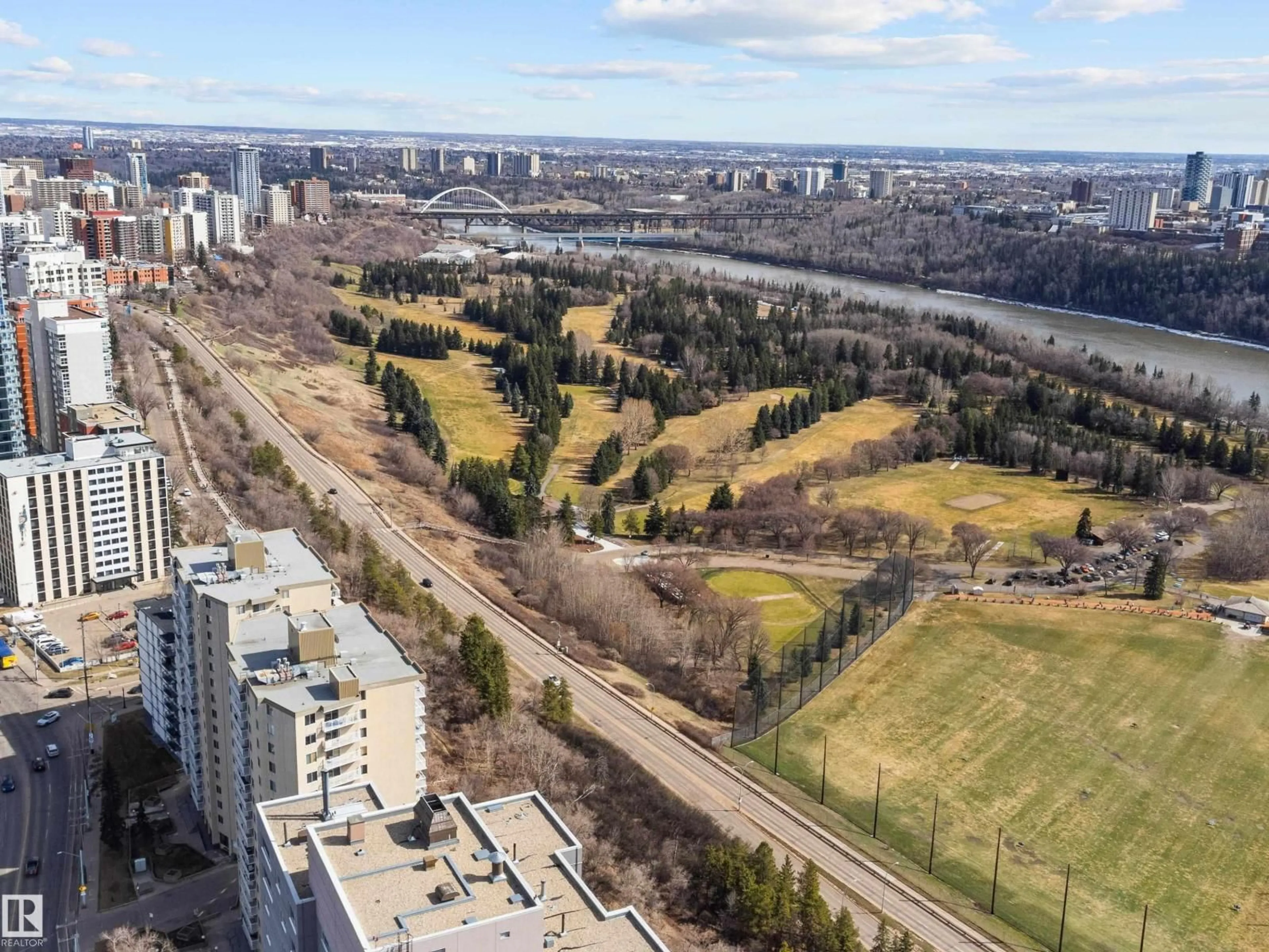 A pic from outside/outdoor area/front of a property/back of a property/a pic from drone, city buildings view from balcony for 1601 JASPER AV, Edmonton Alberta T5N3X8