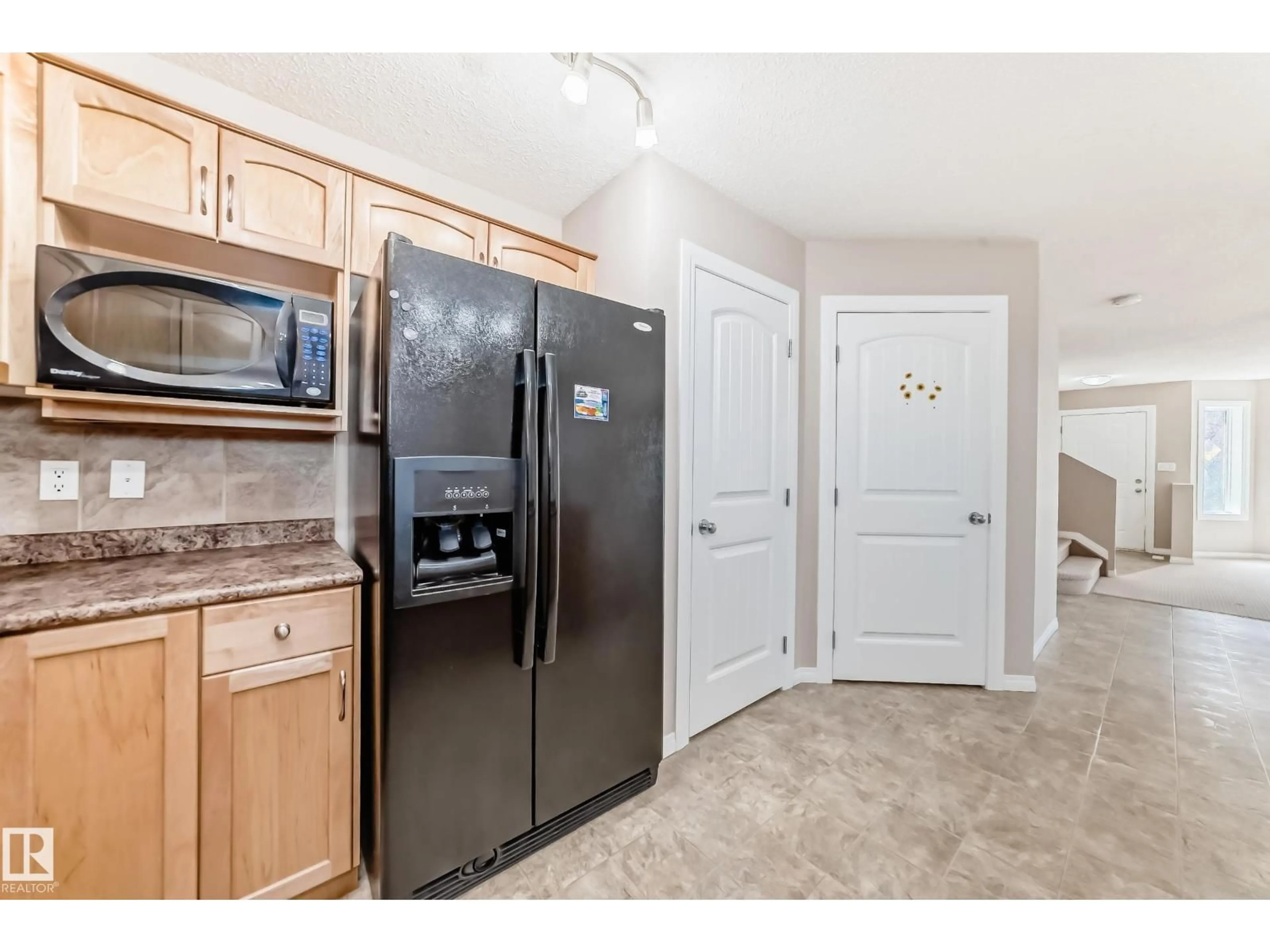 Standard kitchen, unknown for NW - 12127 82 ST, Edmonton Alberta T5B2W8