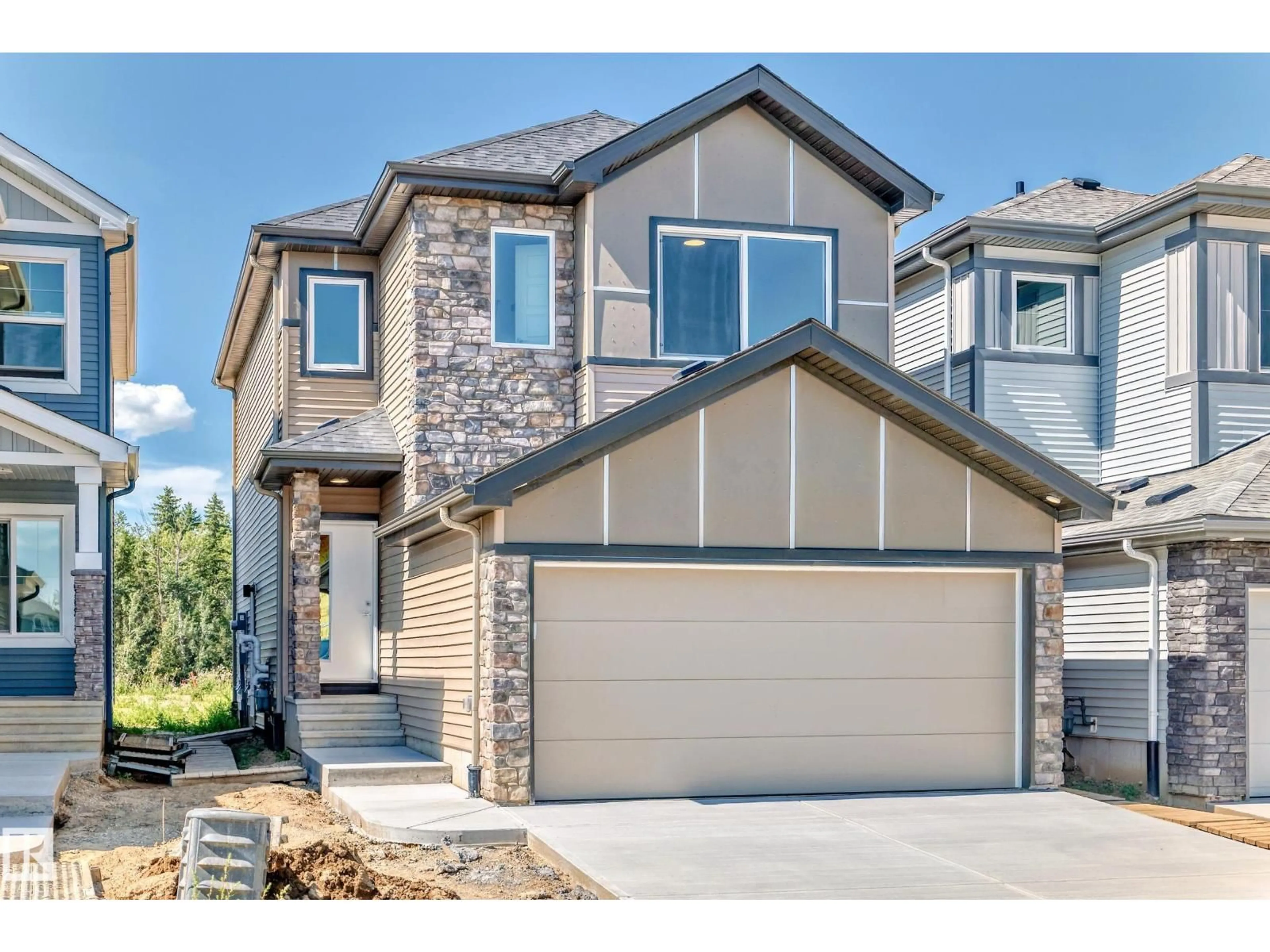 Home with brick exterior material, street for 633 KINGLET BV, Edmonton Alberta T5S0S8
