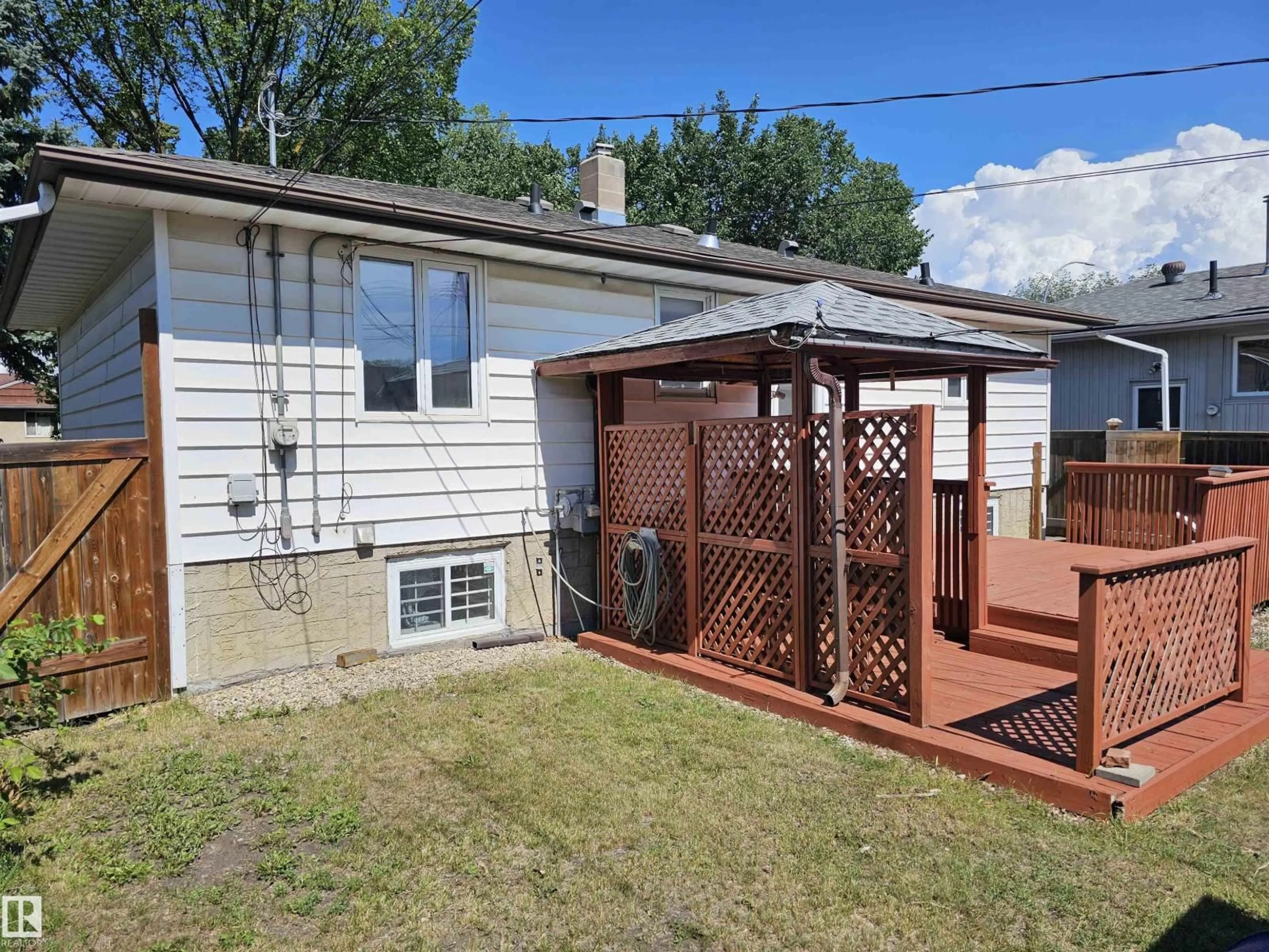 Patio, street for 13215 116 AV, Edmonton Alberta T5M3E1
