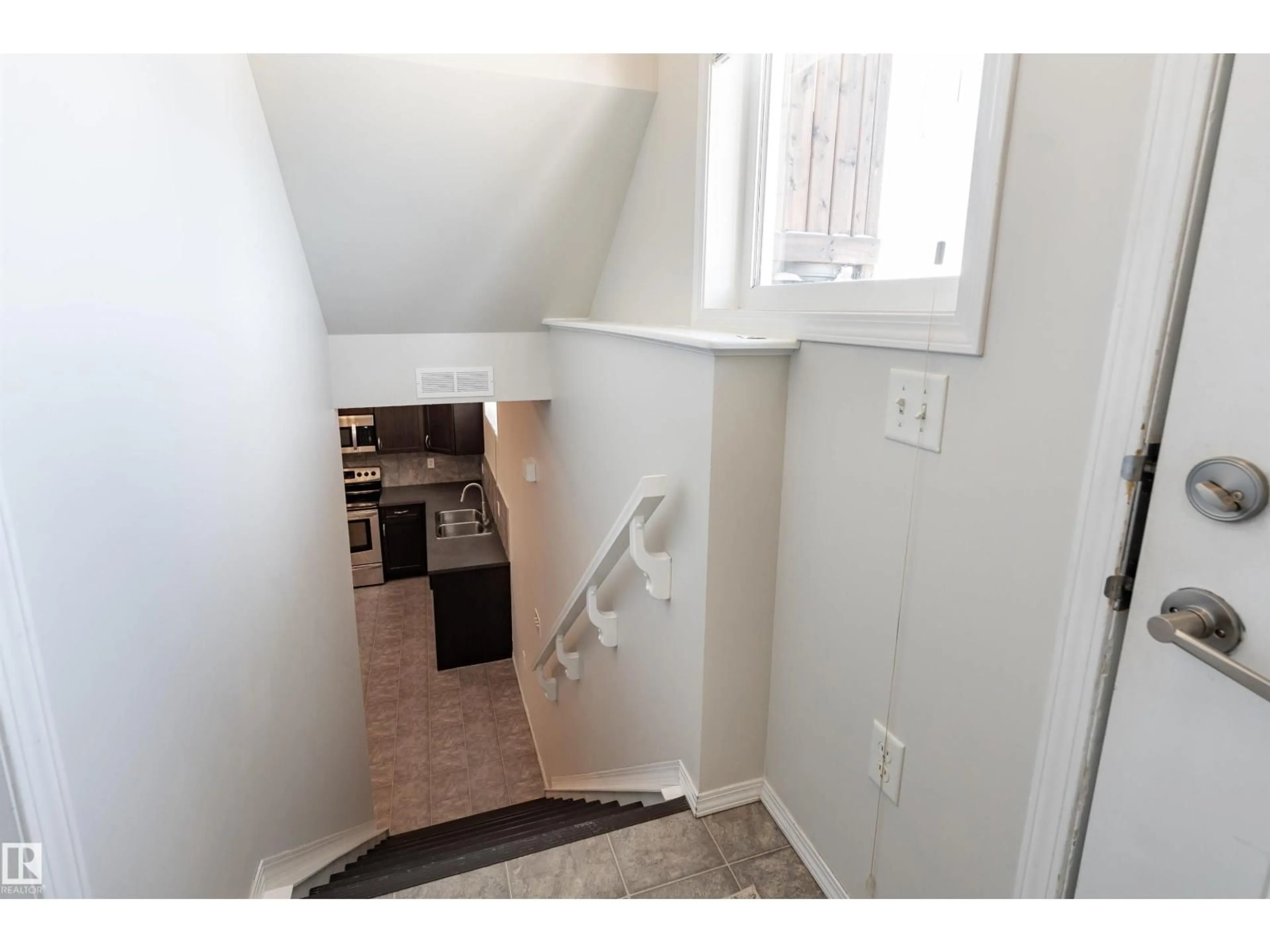 Unknown for 142 - 140 SELKIRK PL, Leduc Alberta T9E0M9