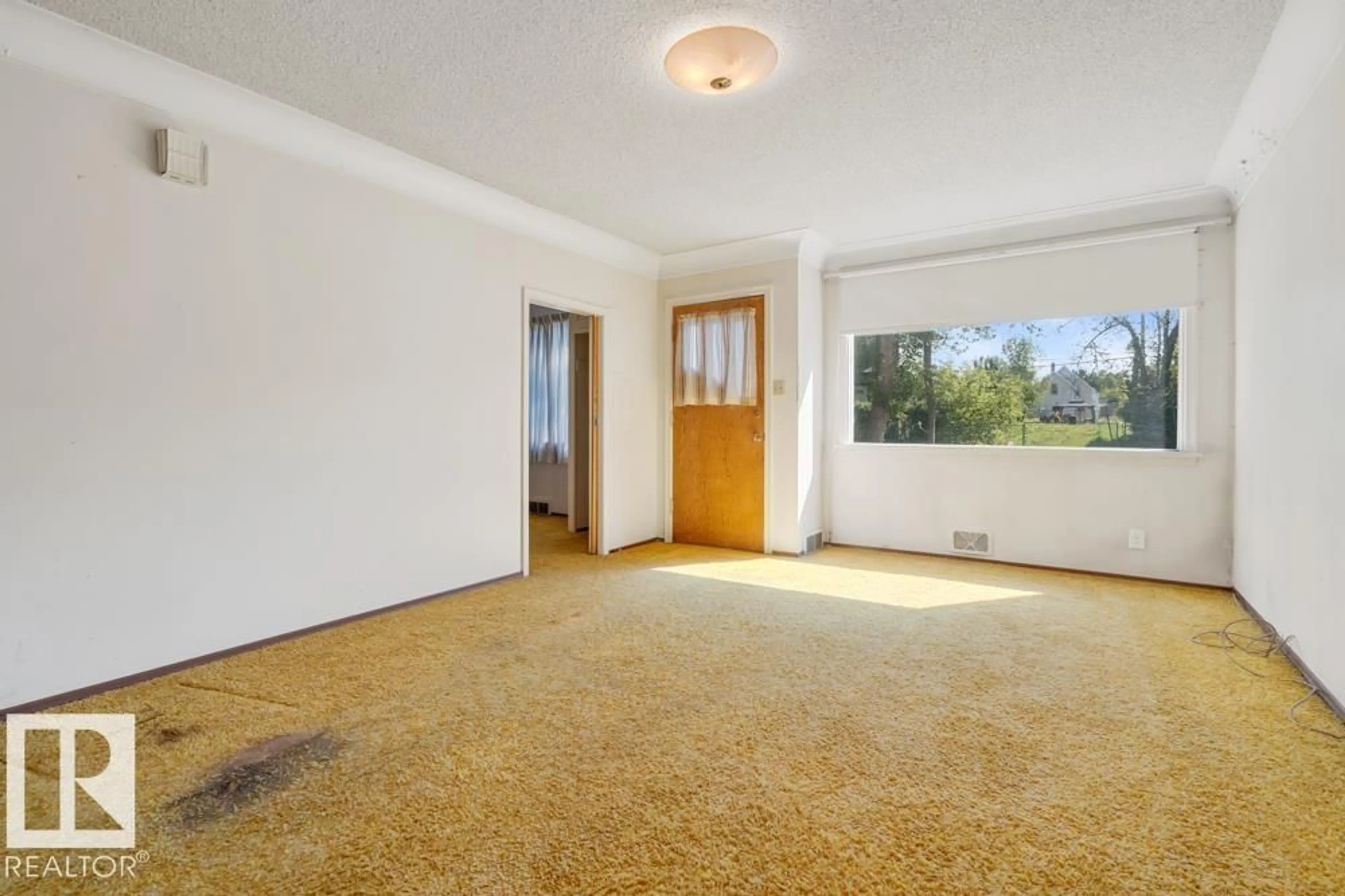A pic of a room for NW - 11536 95A ST, Edmonton Alberta T5G1P5