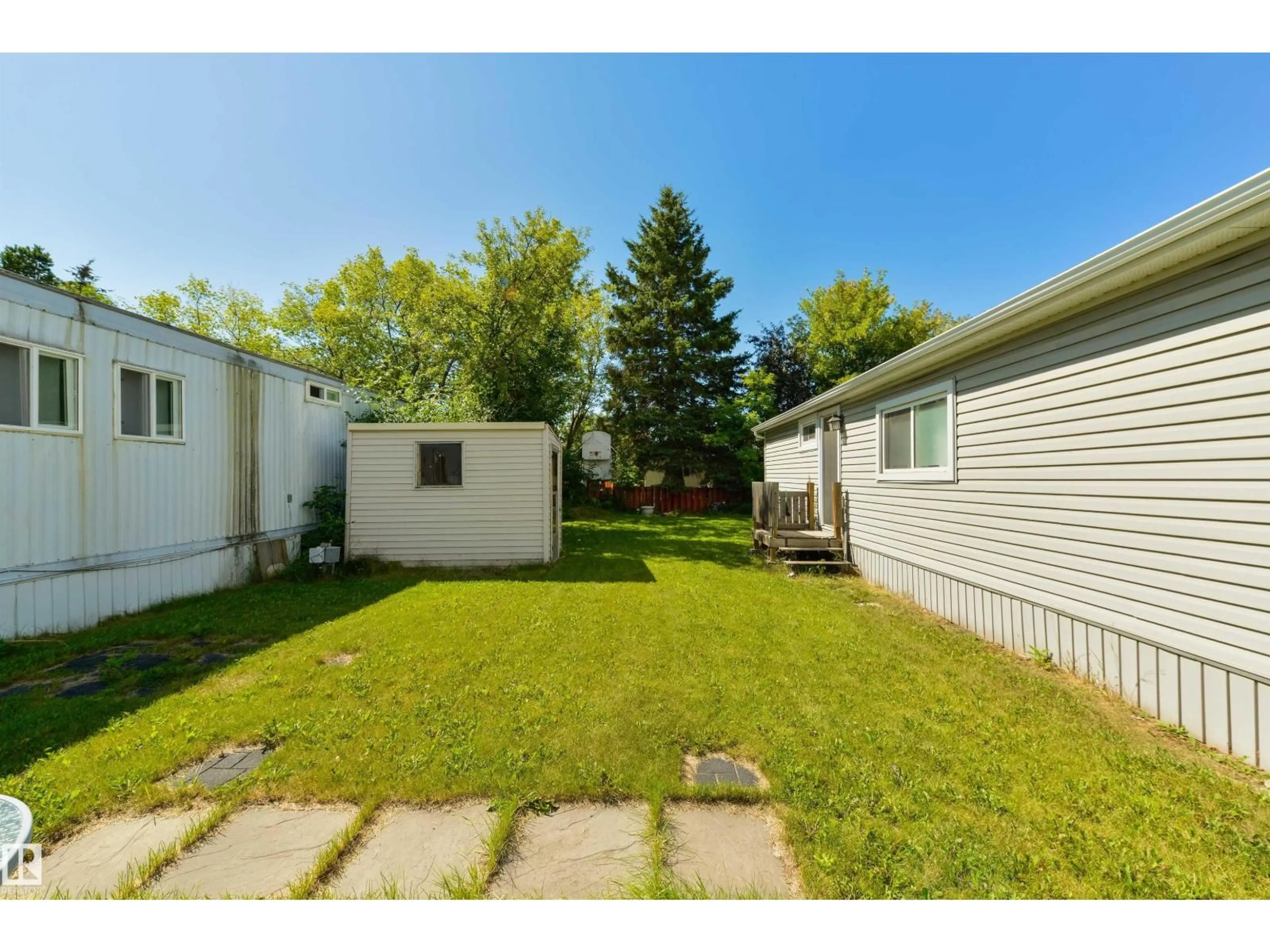 Unknown for 41 THE PARKWAY NW, Edmonton Alberta T6P1E3
