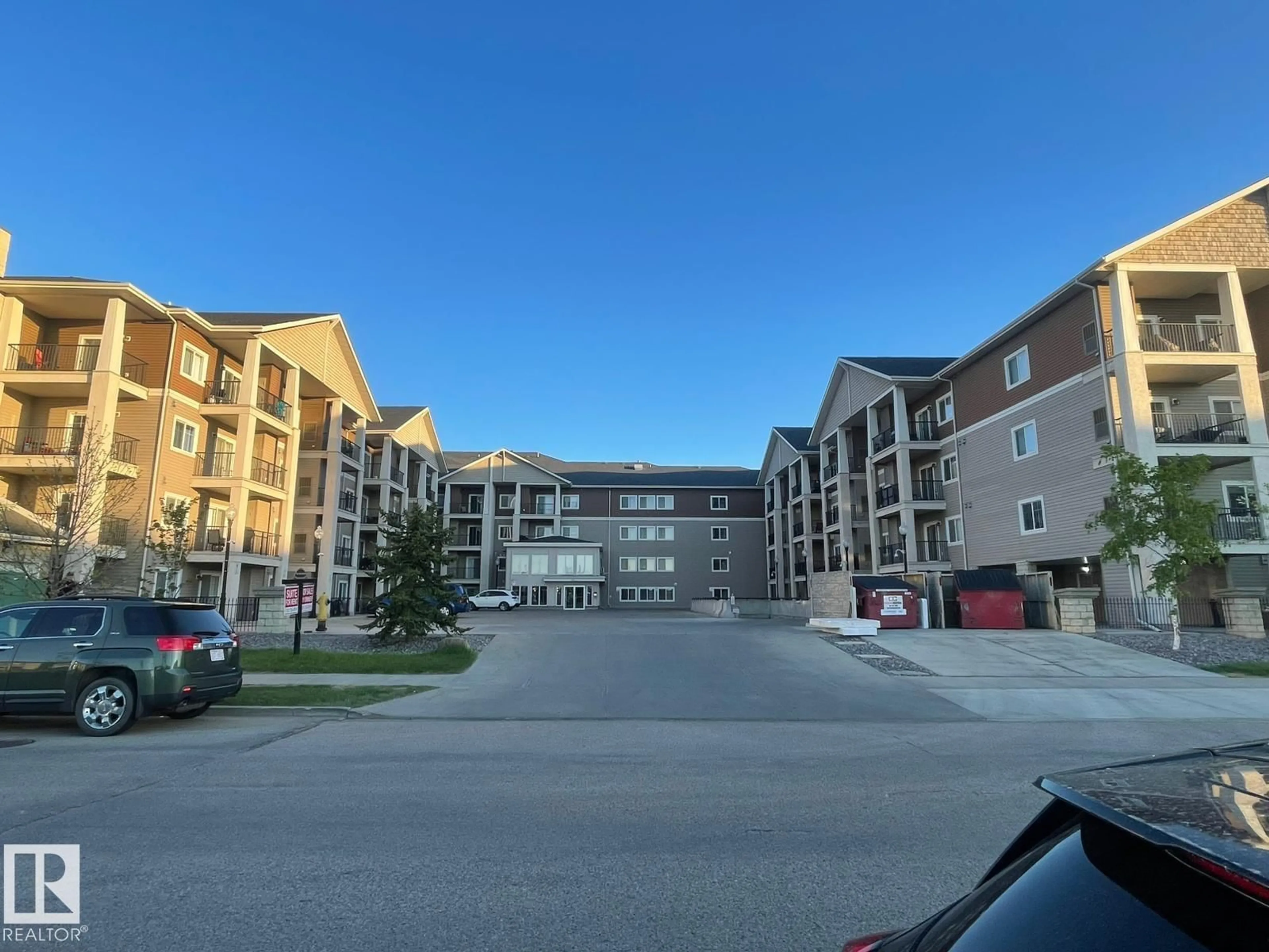 A pic from outside/outdoor area/front of a property/back of a property/a pic from drone, unknown for 105 WEST HAVEN DR, Leduc Alberta T9E0R9