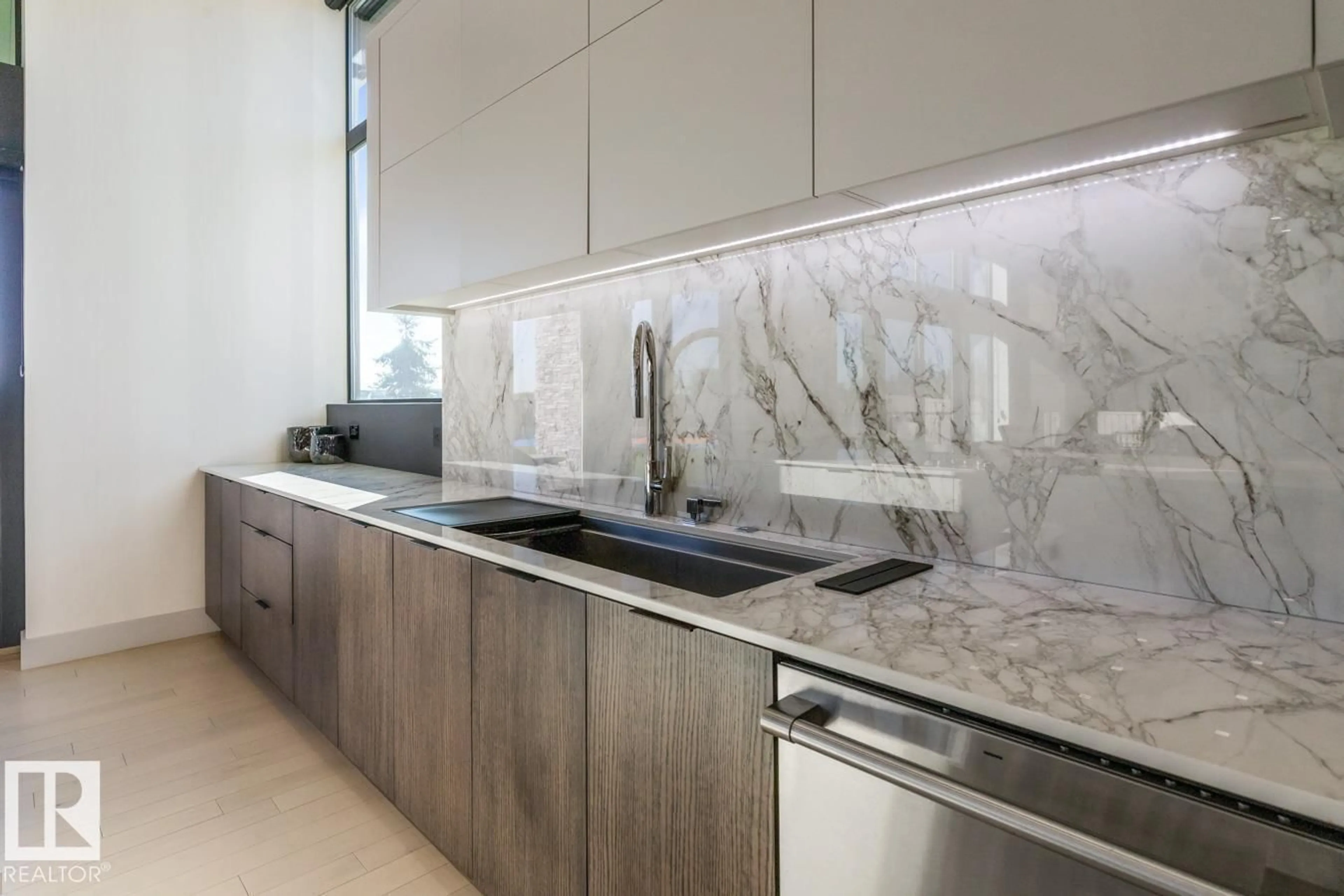 Contemporary kitchen, ceramic/tile floor for 5536 CHEGWIN PT, Edmonton Alberta T6W4A8