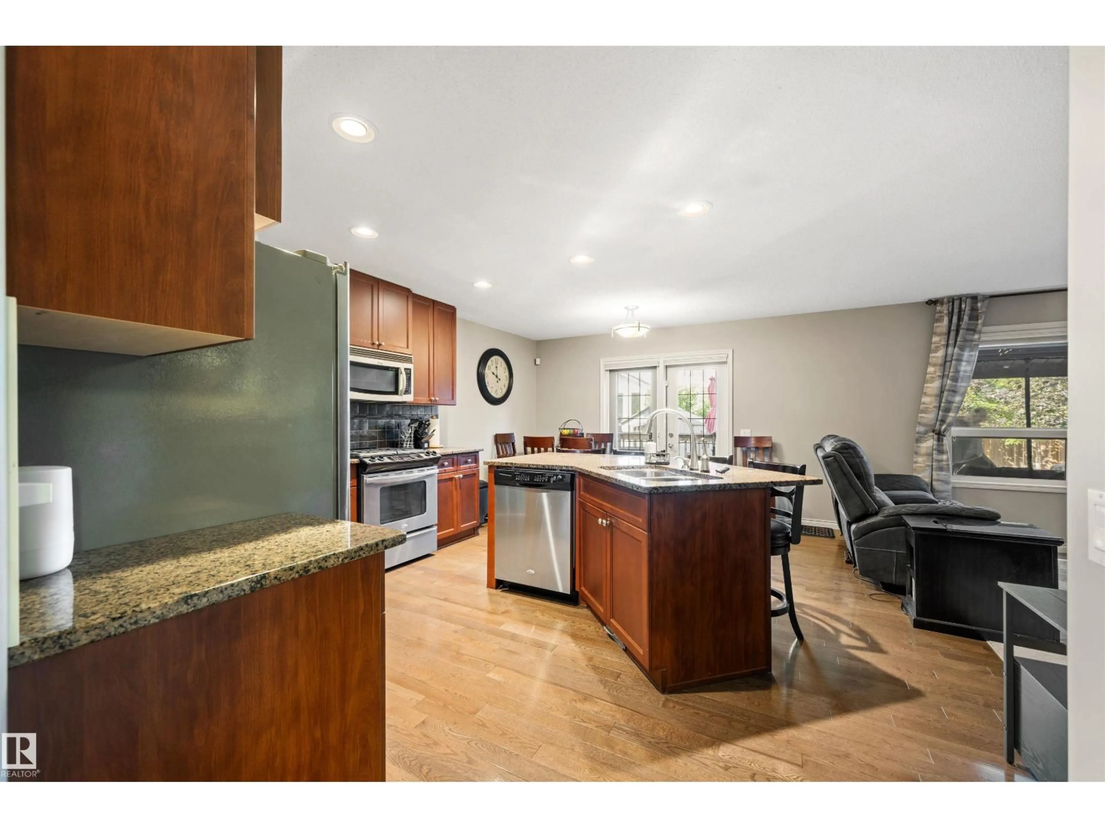 Open concept kitchen, unknown for 612 FOXTAIL LN, Sherwood Park Alberta T8A3C2