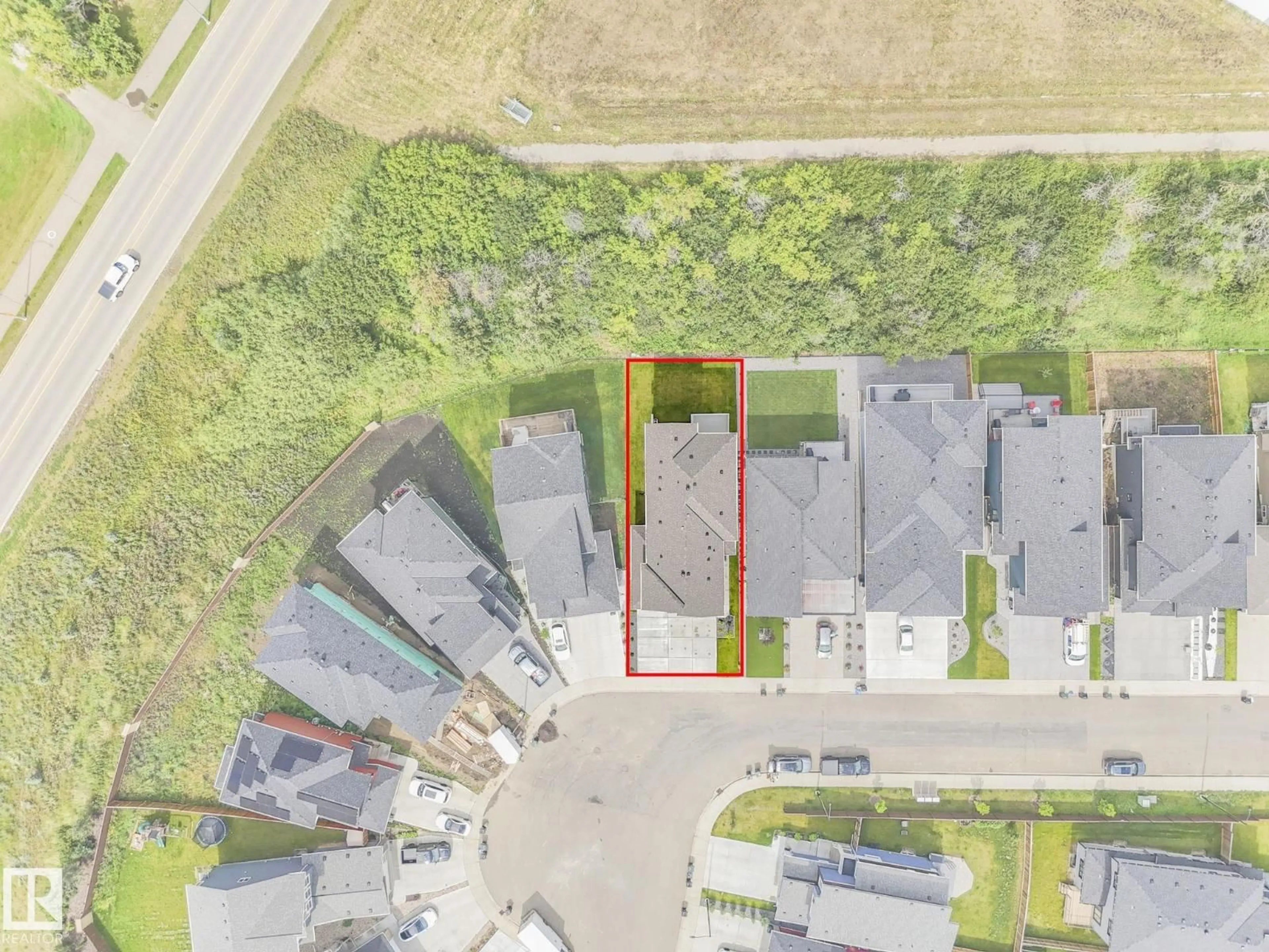 A pic from outside/outdoor area/front of a property/back of a property/a pic from drone, street for 15 ELWYCK GA, Spruce Grove Alberta T7X0Z2