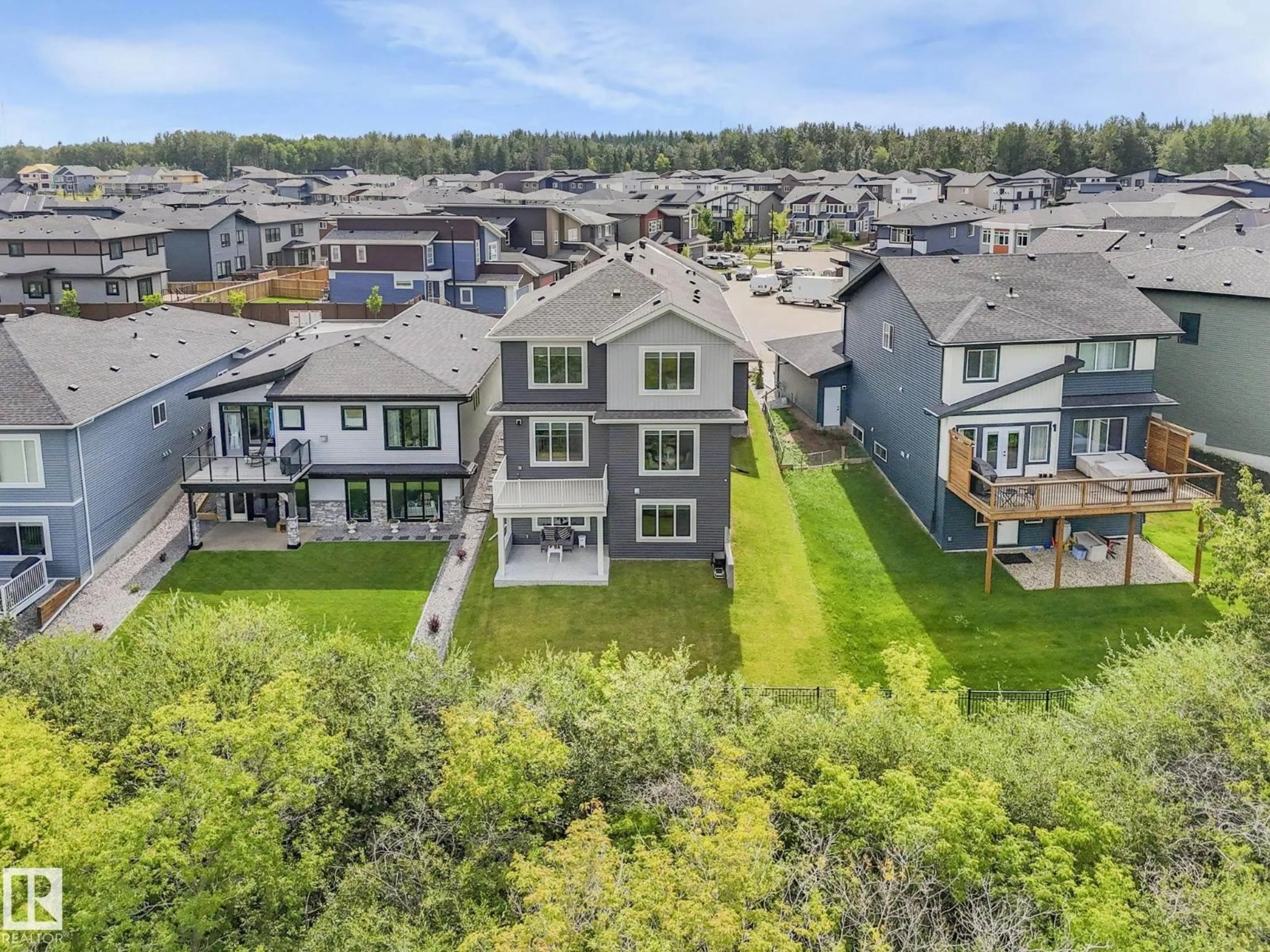 A pic from outside/outdoor area/front of a property/back of a property/a pic from drone, unknown for 15 ELWYCK GA, Spruce Grove Alberta T7X0Z2