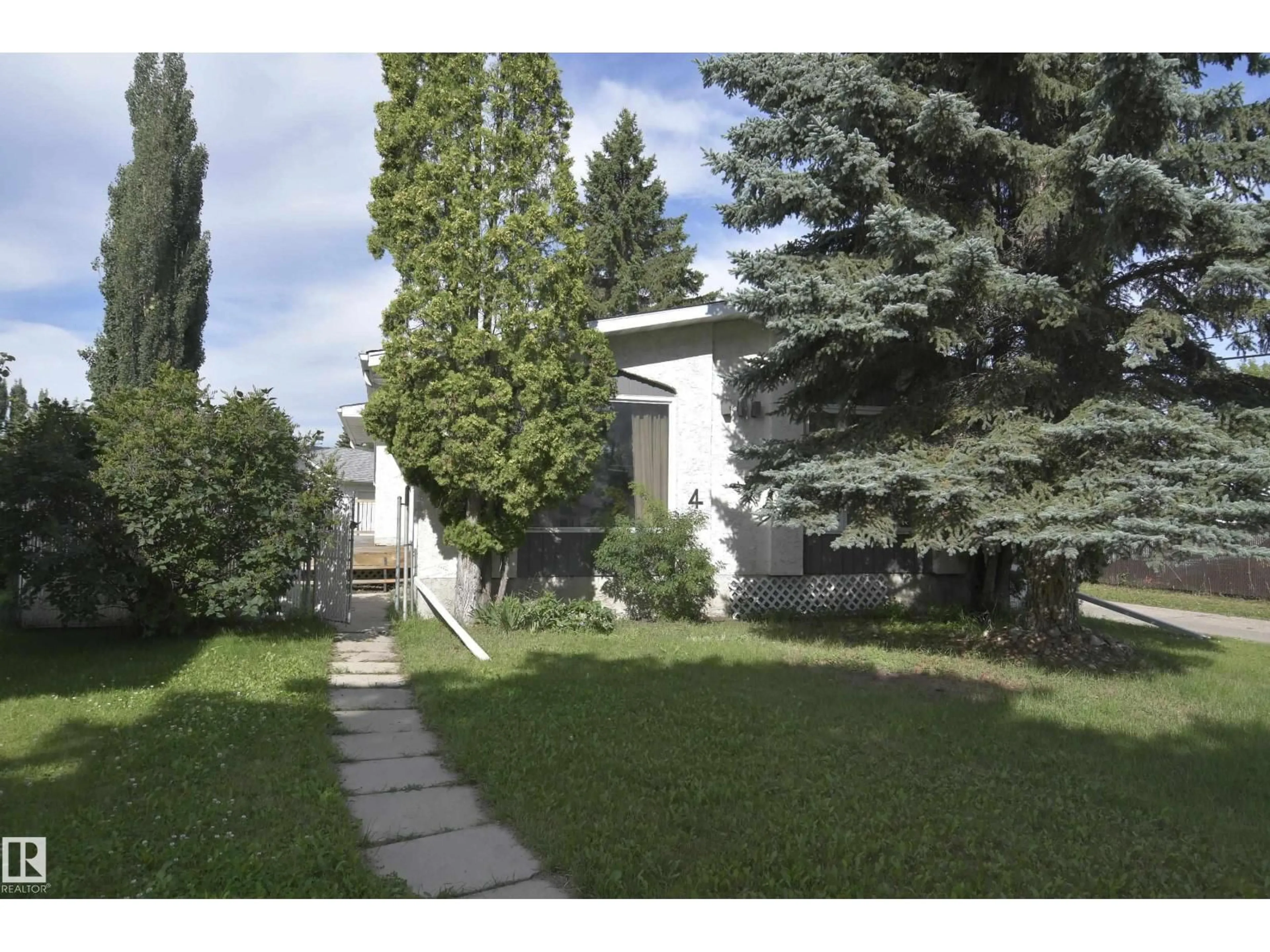 Unknown for 4 CHIPPEWA RD, Leduc Alberta T9E4M9