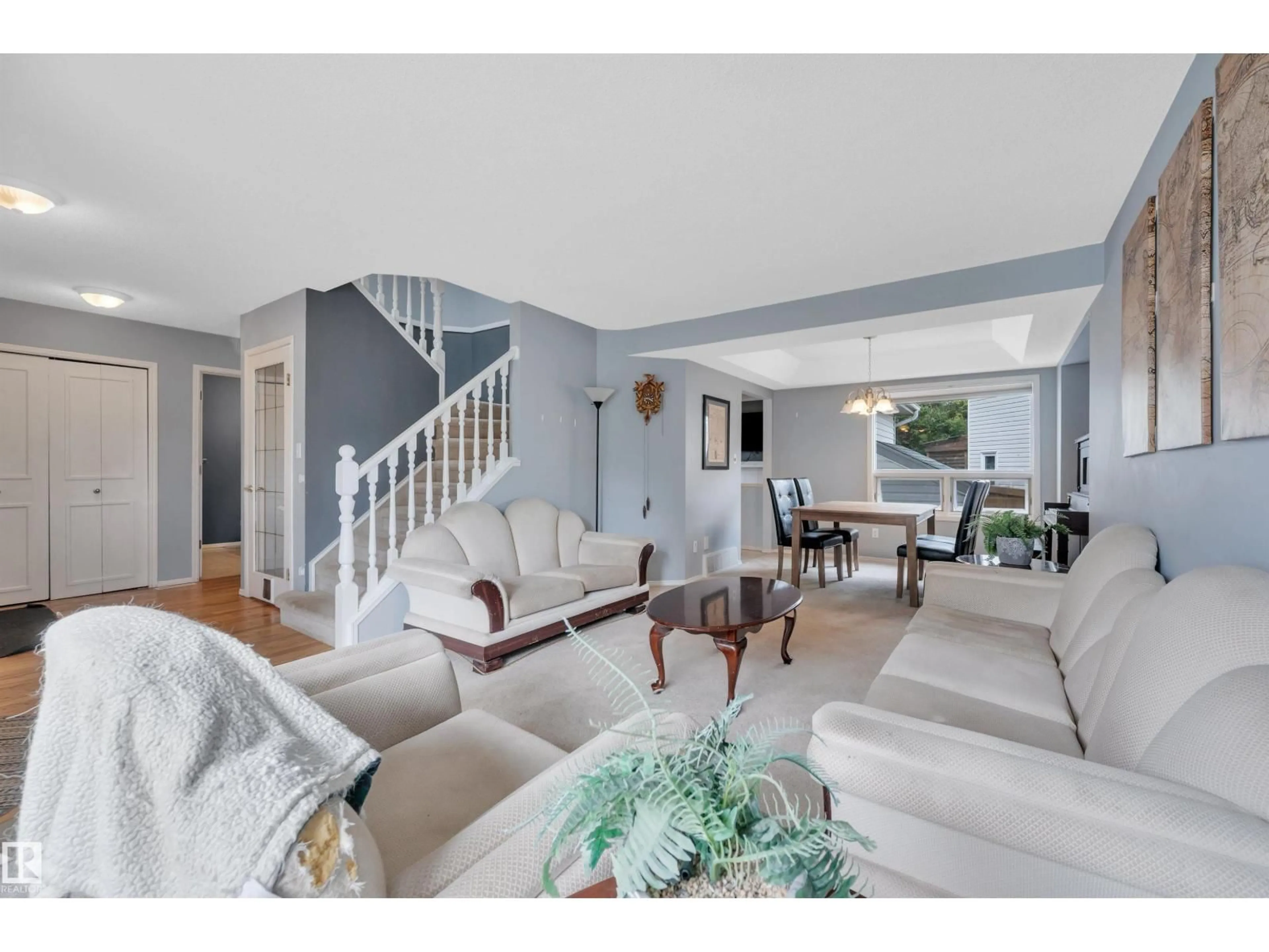 Living room with furniture, unknown for 7 CANYON DR, Sherwood Park Alberta T8H1N2