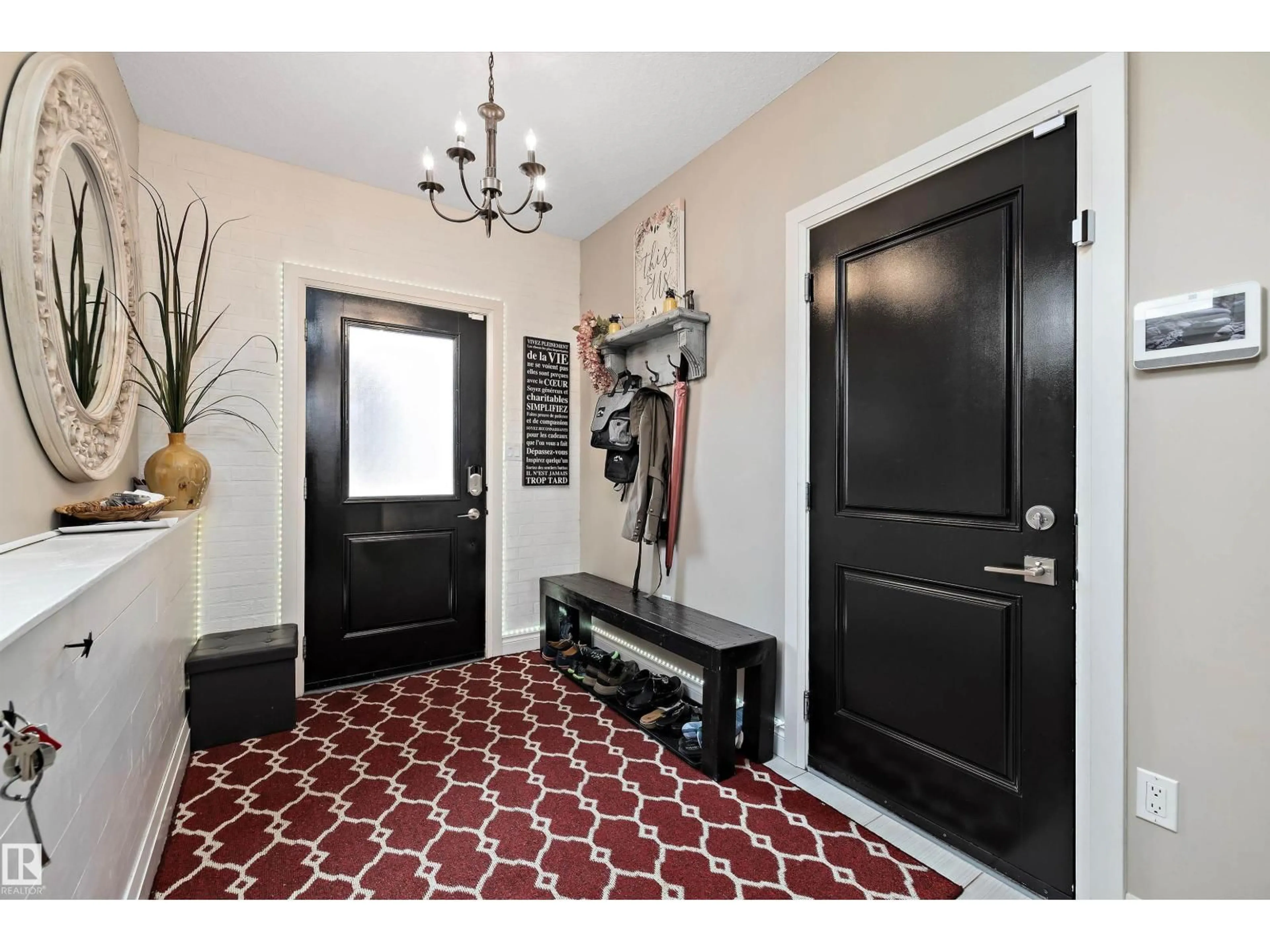 Indoor entryway for 51 GREENBURY CR, Spruce Grove Alberta T7X0L9
