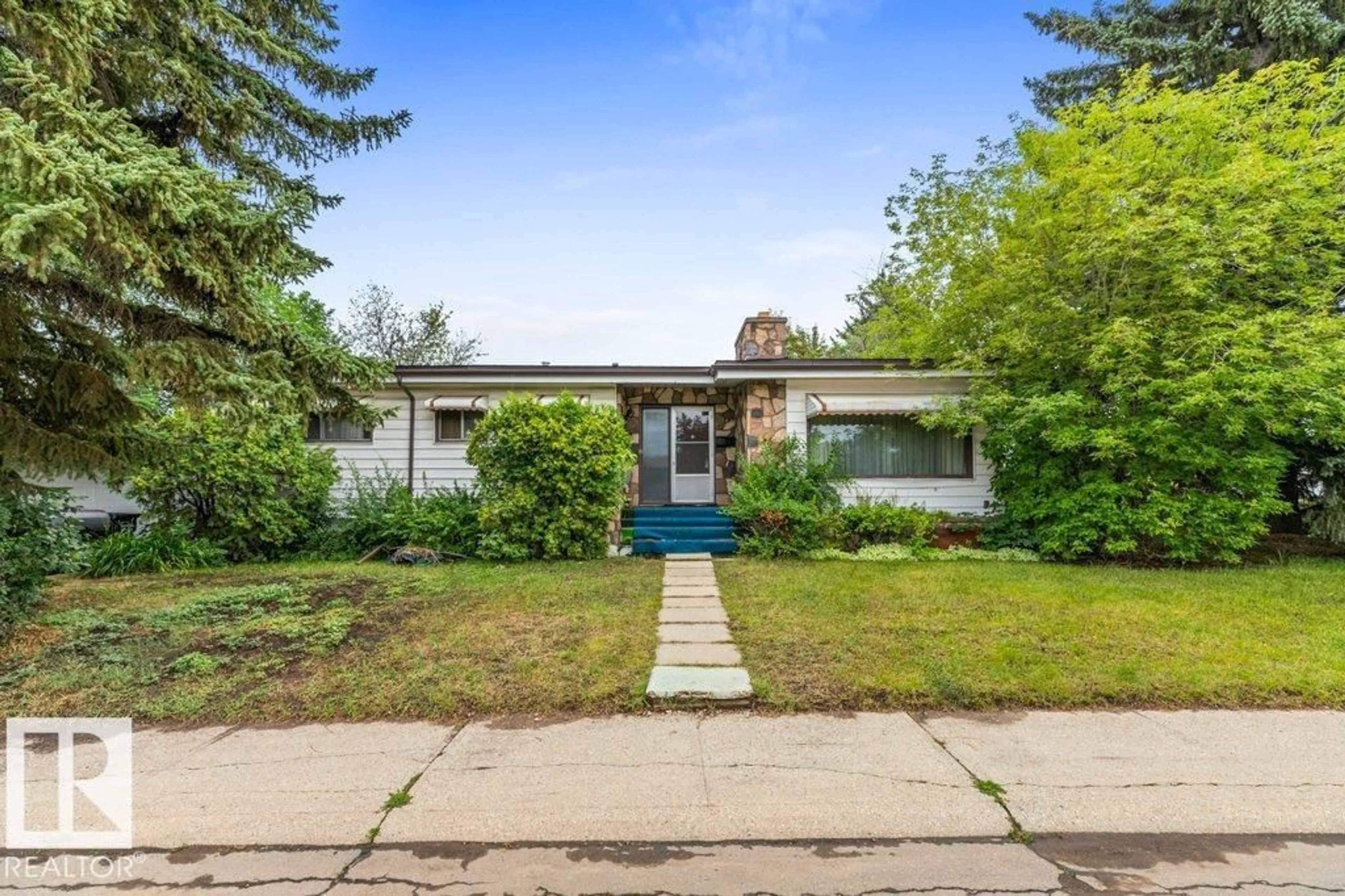 Unknown for NW - 8603 71 ST, Edmonton Alberta T6B1X5