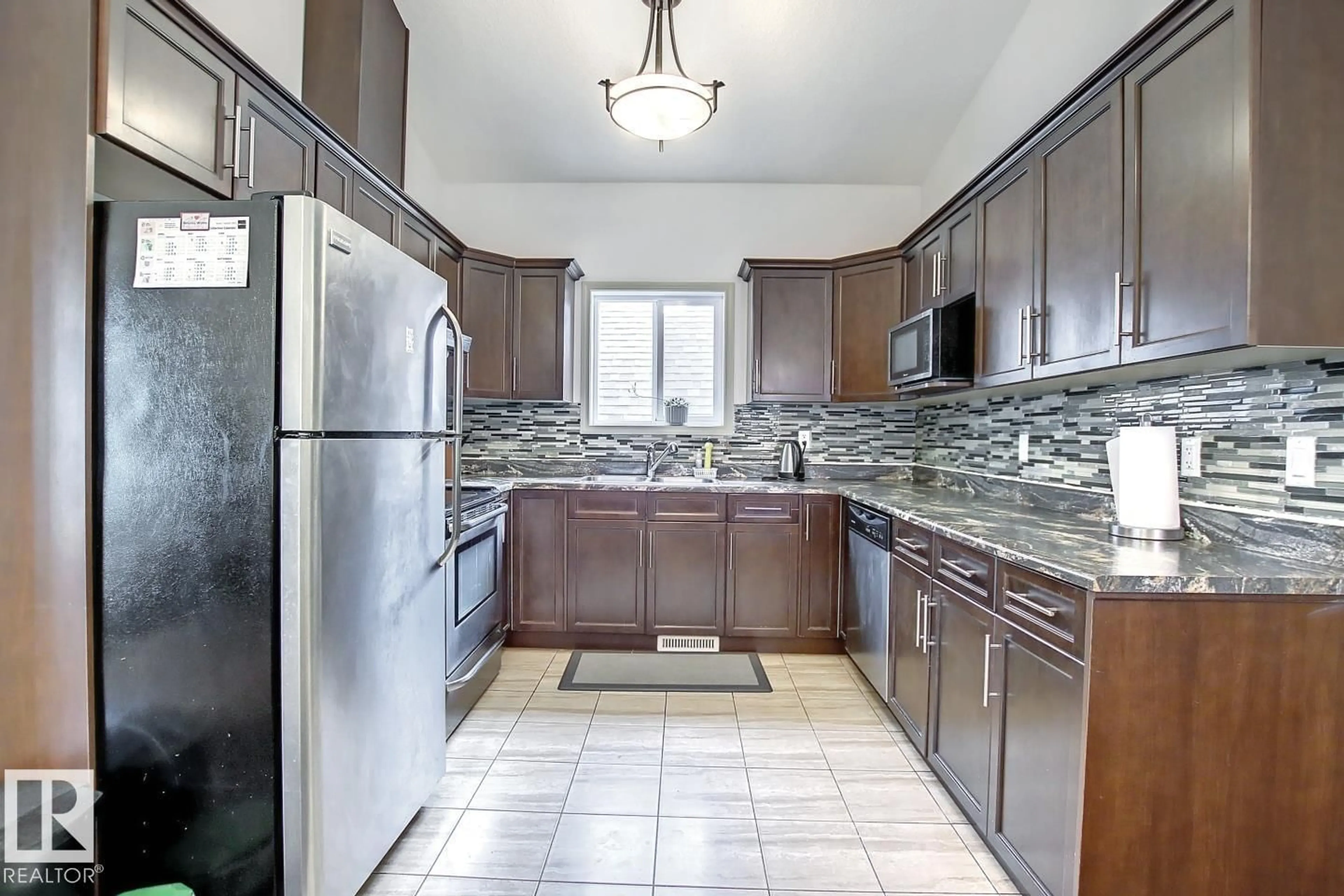Standard kitchen, ceramic/tile floor for 11912 91 ST, Edmonton Alberta T5B4B6