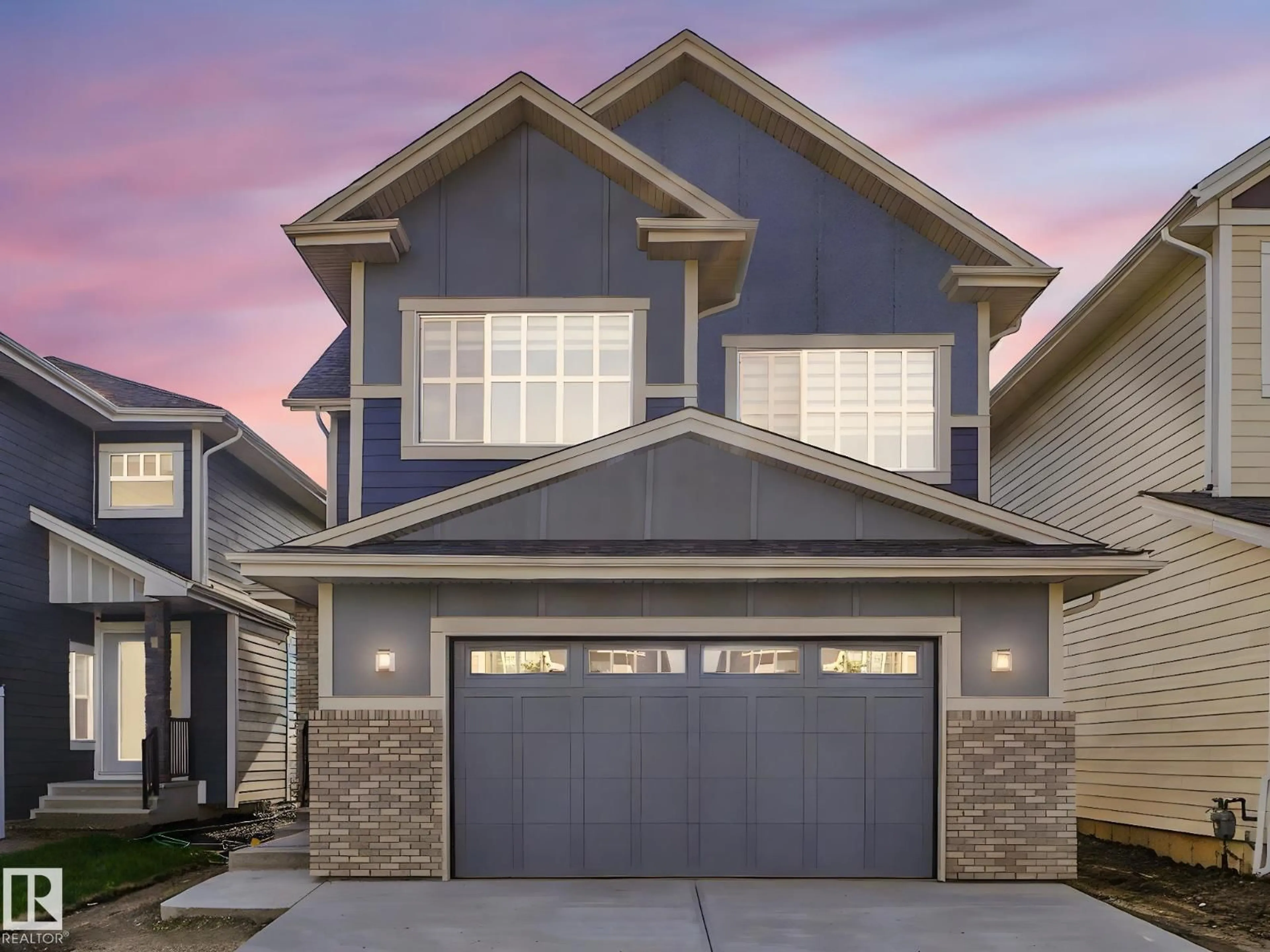 Home with vinyl exterior material, street for 37 BIRKSHIRE CRESENT, Sherwood Park Alberta T8B0C7