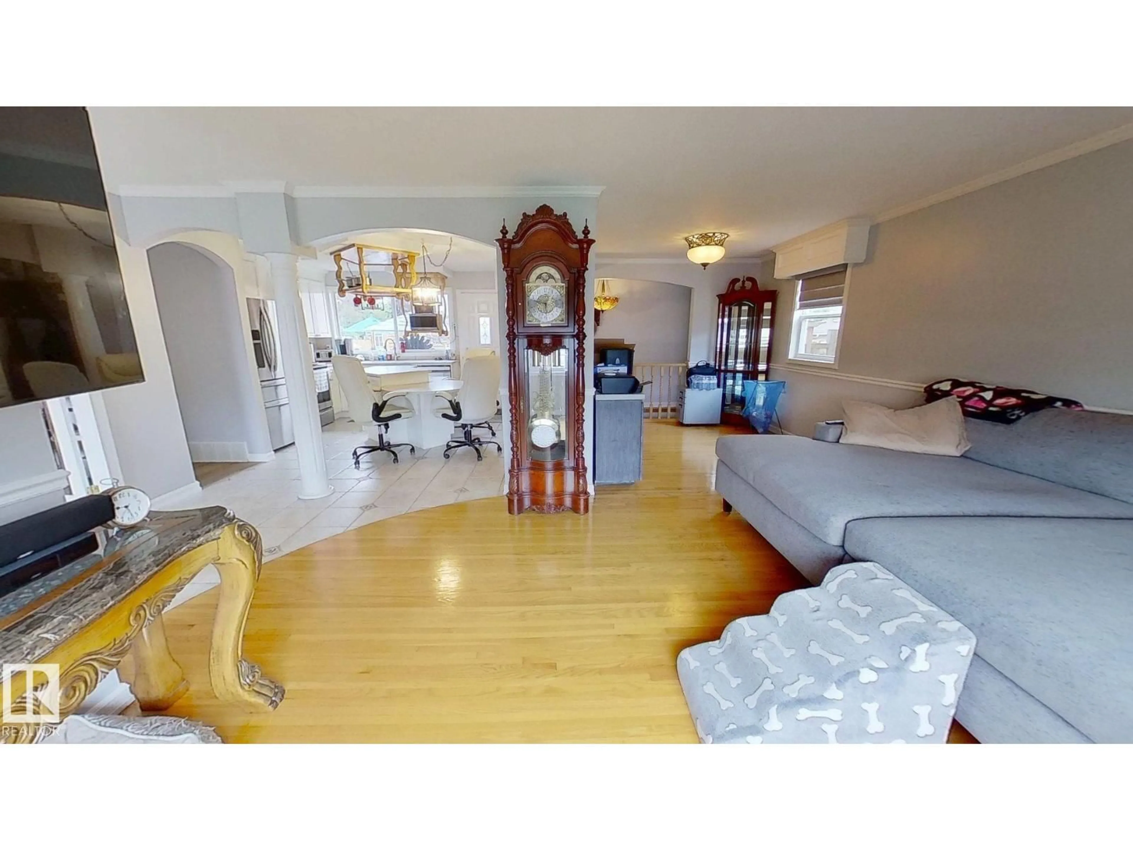 Unknown for 13315 129 ST, Edmonton Alberta T5L1J9
