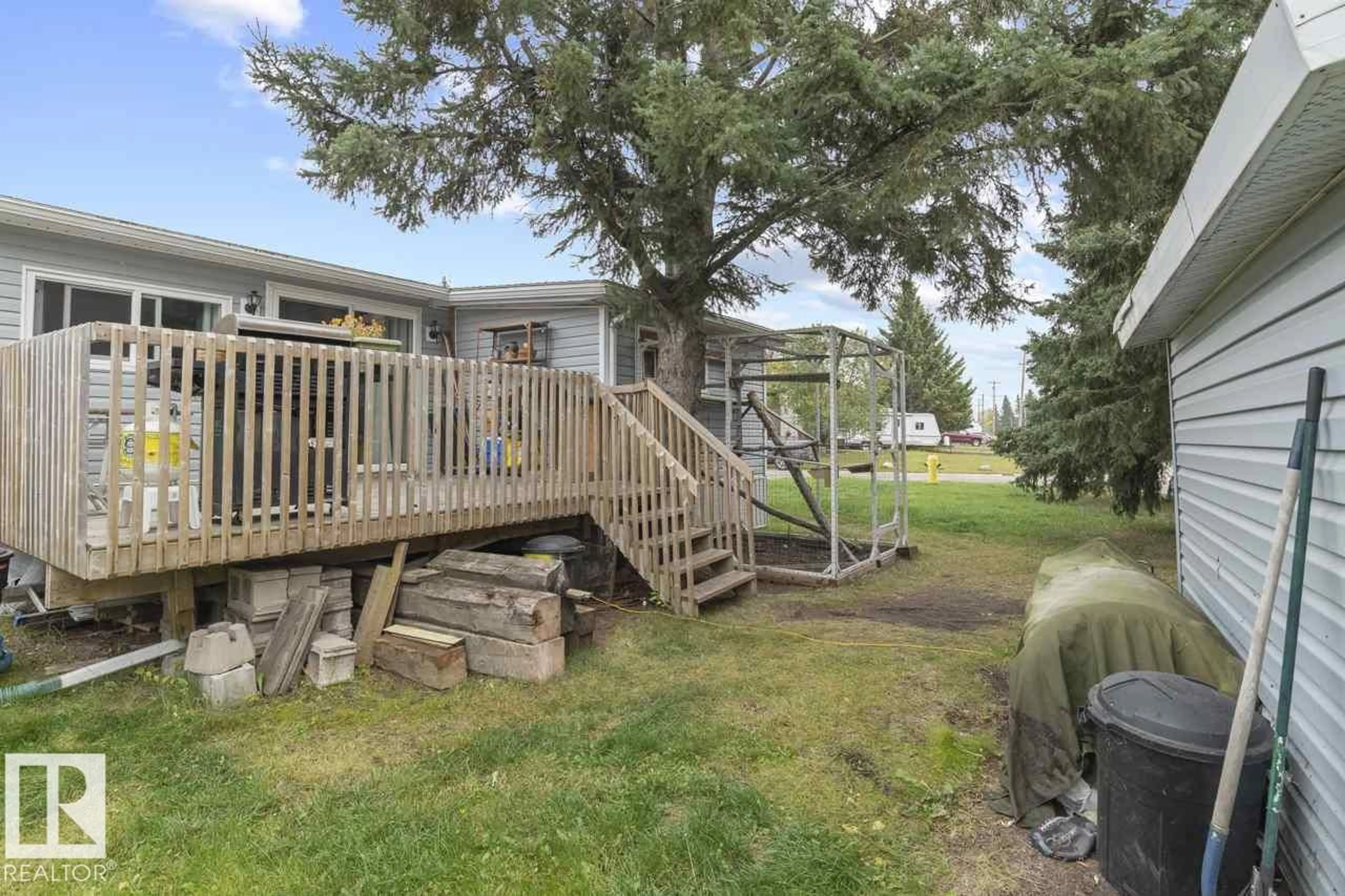 Unknown for 11 - 5612 53 AV, Cold Lake Alberta T9M1R7