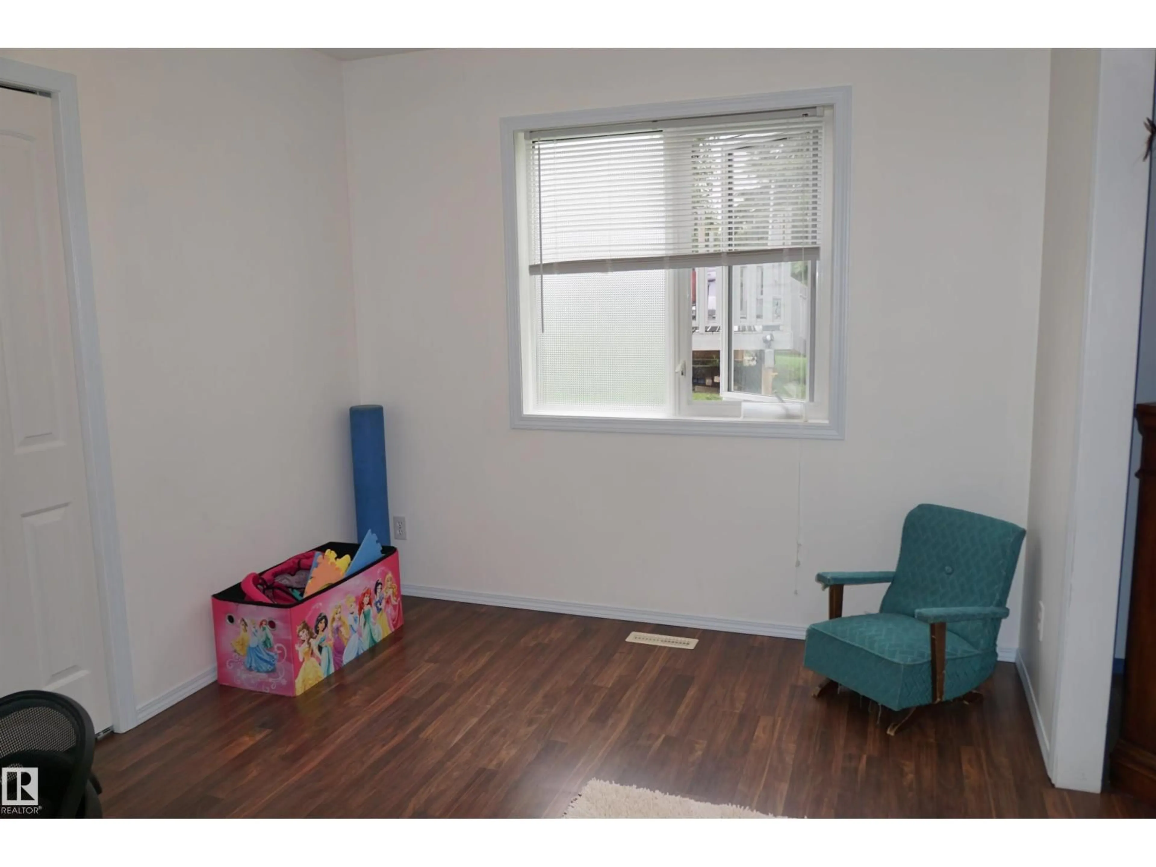 A pic of a room for 4819 52 AV, Thorsby Alberta T0C2P0