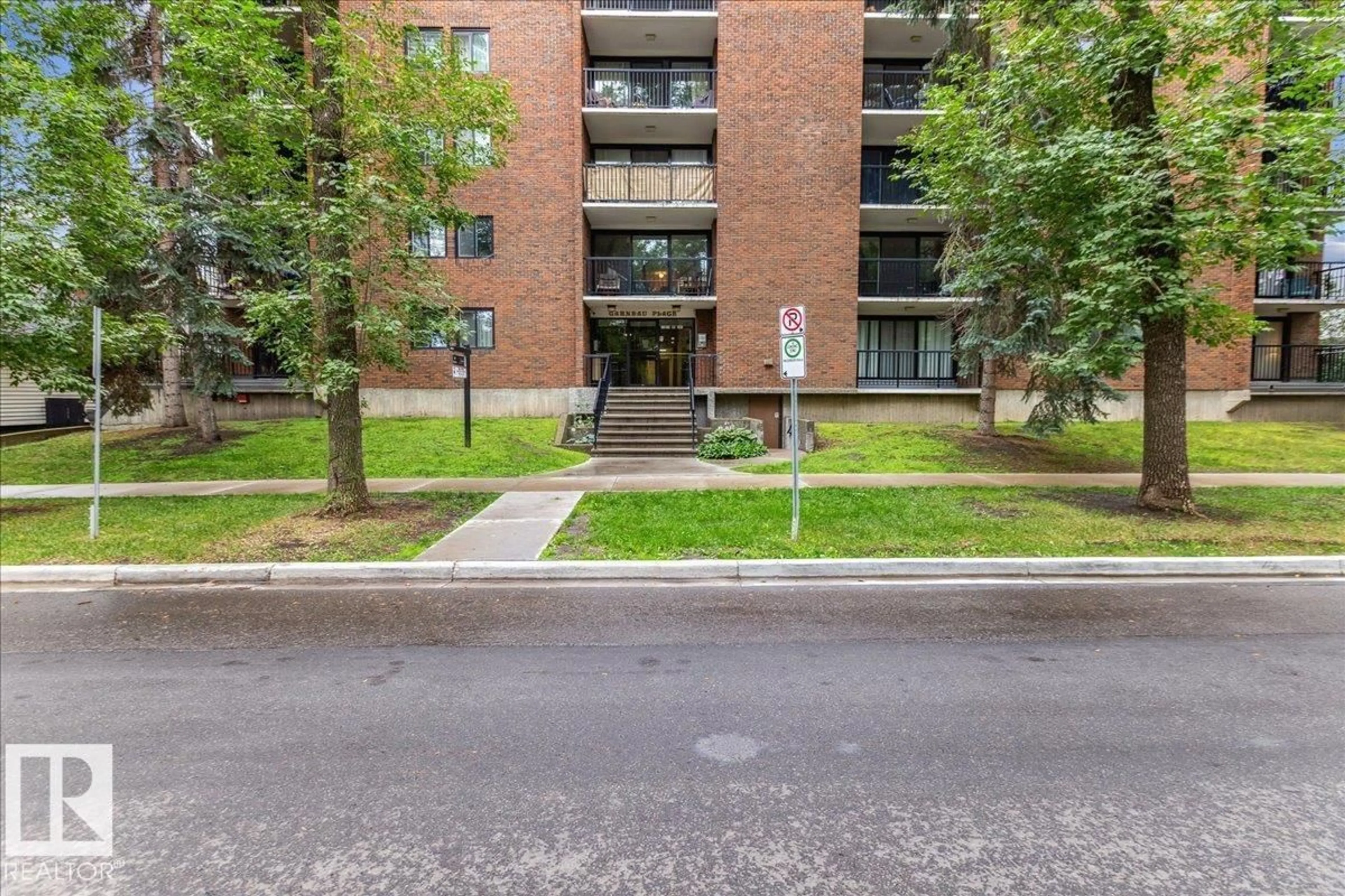 Unknown for #502 - 11011 86 AV, Edmonton Alberta T6G0X1