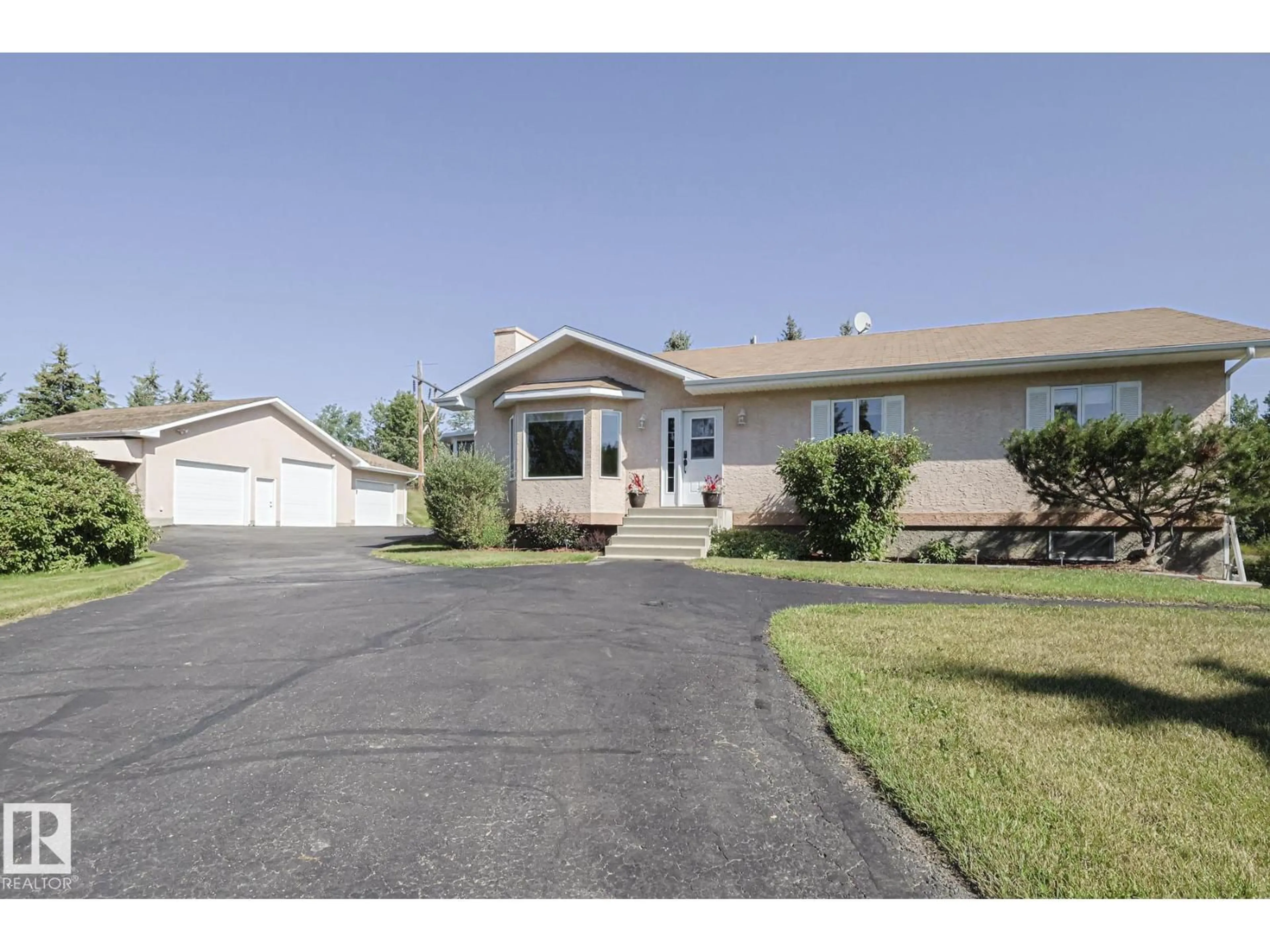 Unknown for 2022 - 19 PARKLAND DR, Rural Parkland County Alberta T7Y2S1