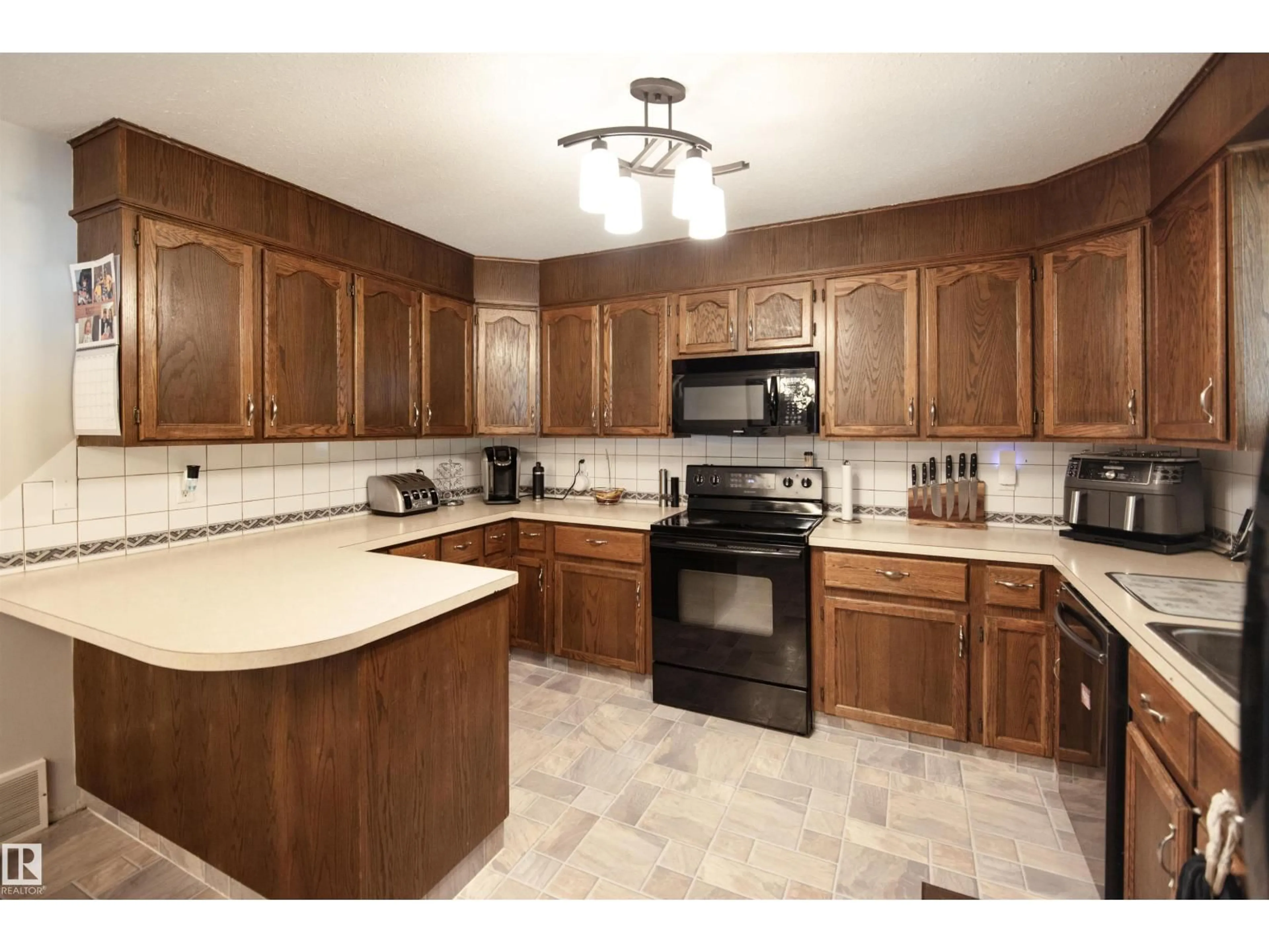 Standard kitchen, ceramic/tile floor for 2 61307 RG RD 470, Rural Bonnyville M.D. Alberta T9N2G7