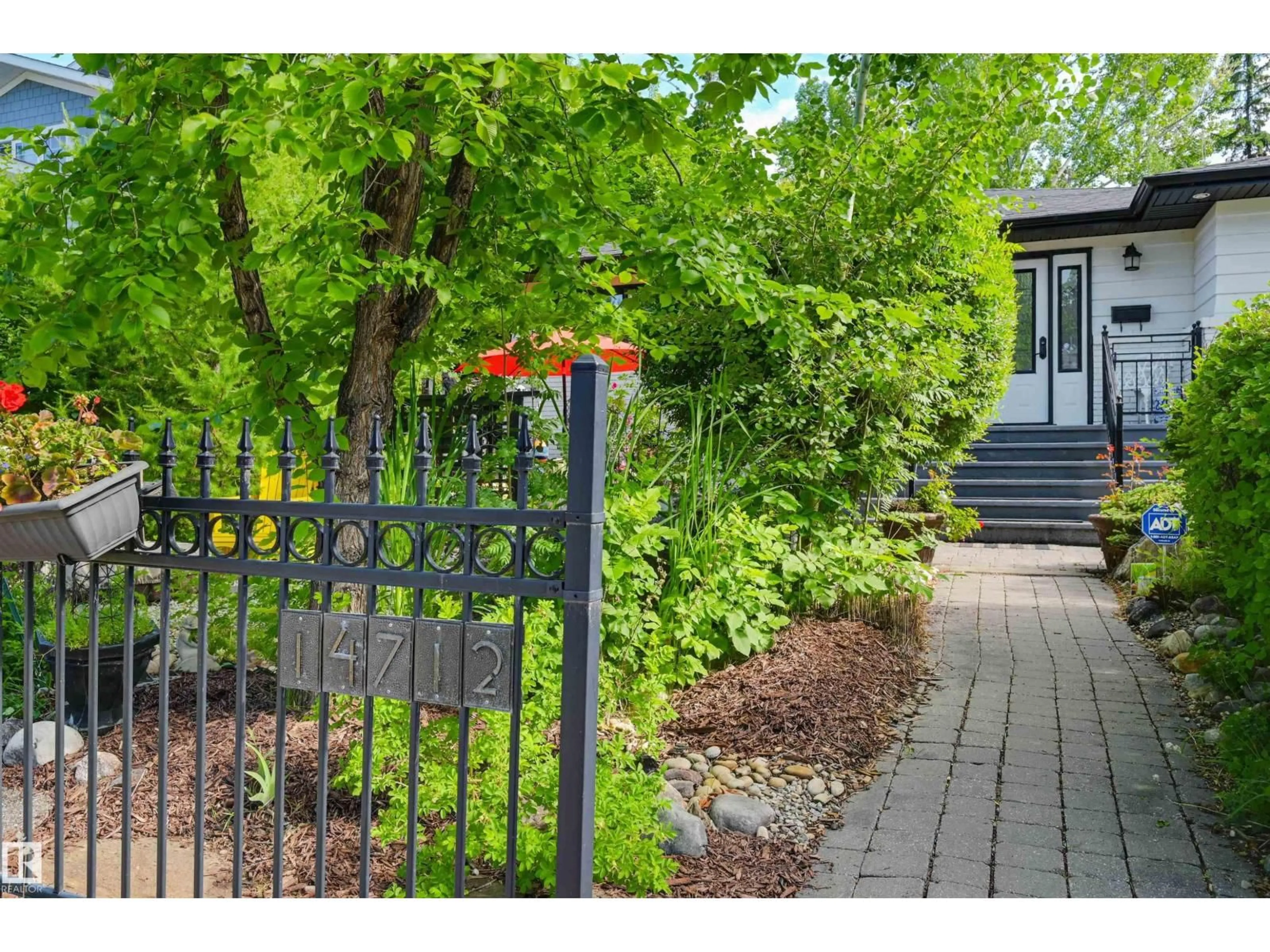 Unknown for 14712 PARK DR, Edmonton Alberta T5R5V4