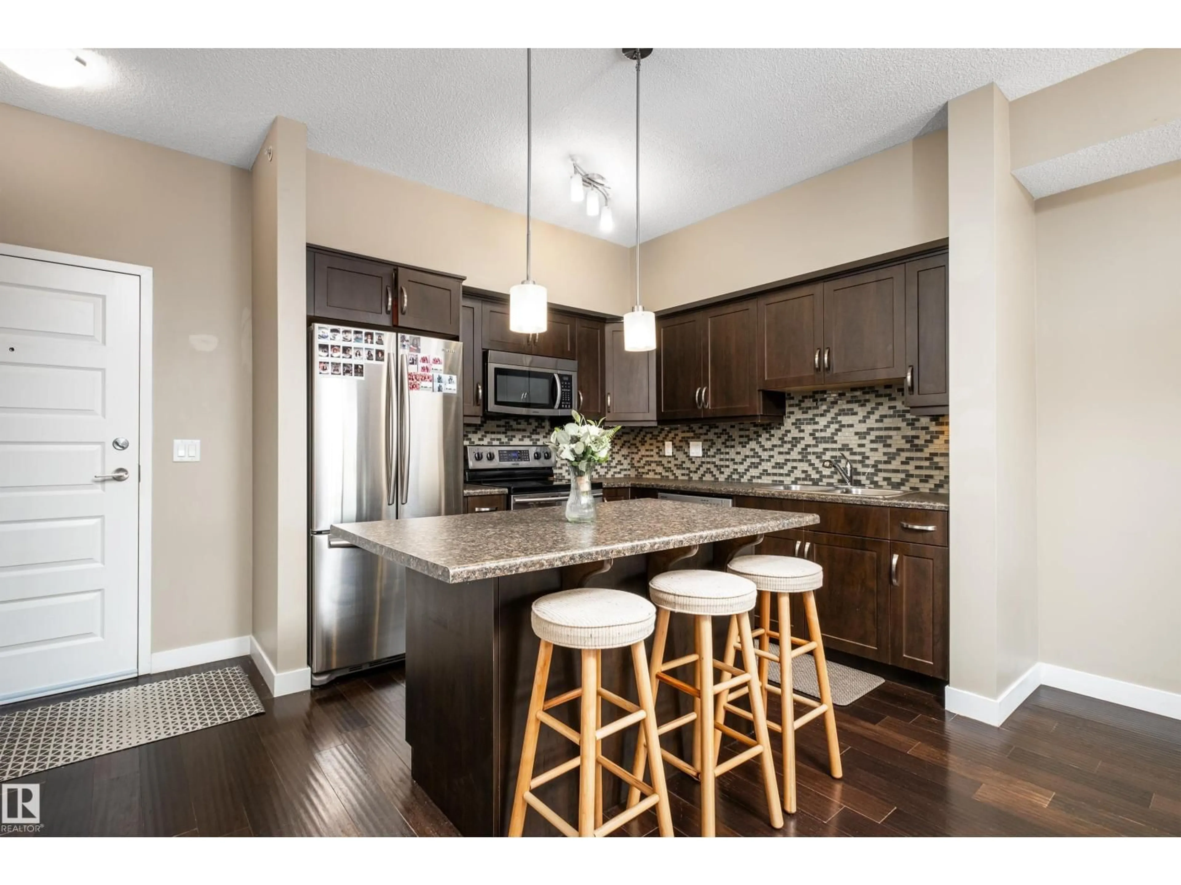 Open concept kitchen, unknown for 417 - 8730 82 AV, Edmonton Alberta T6C0Z1