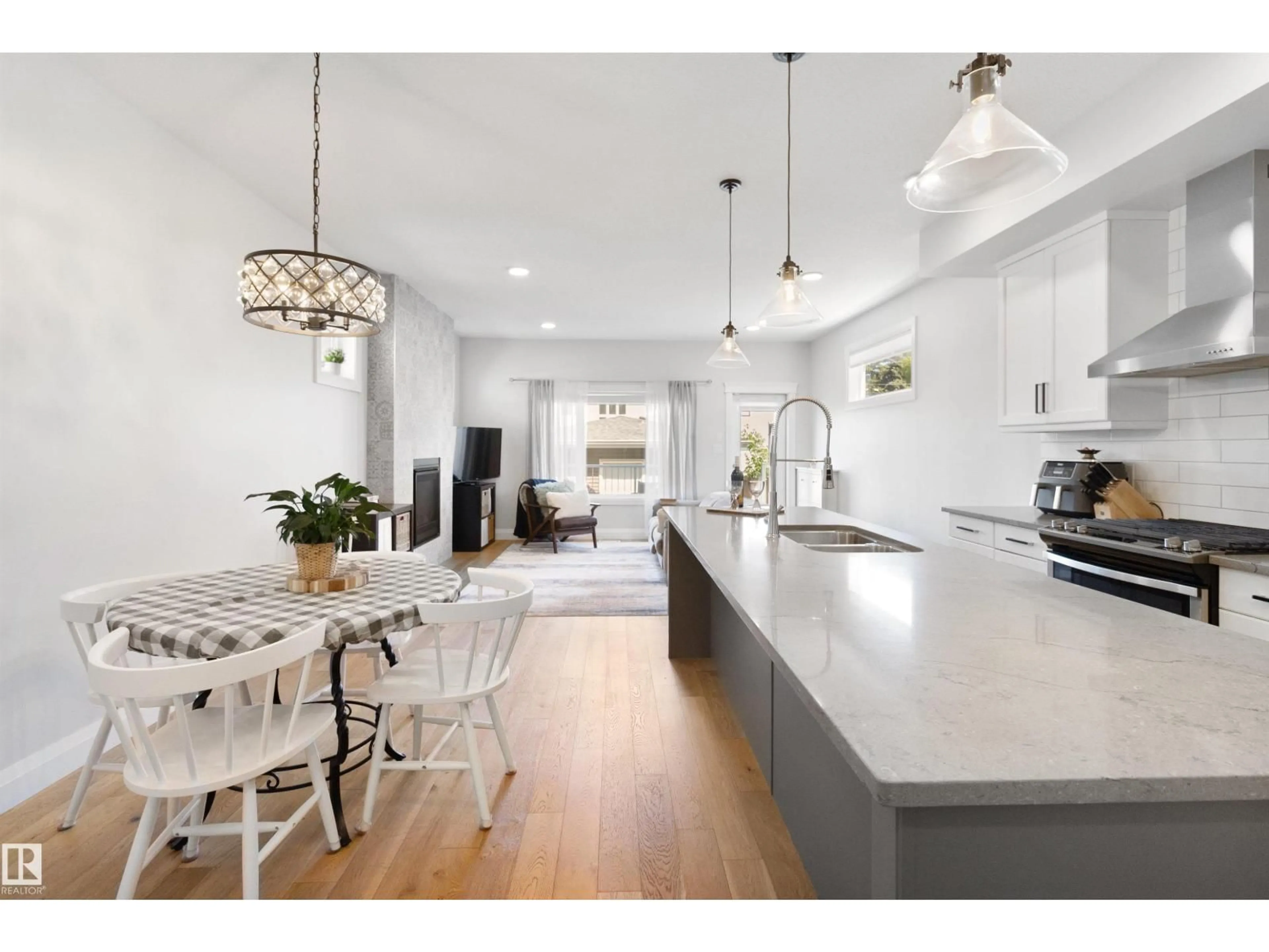 Open concept kitchen, unknown for 8534 81 AV, Edmonton Alberta T6C0W4