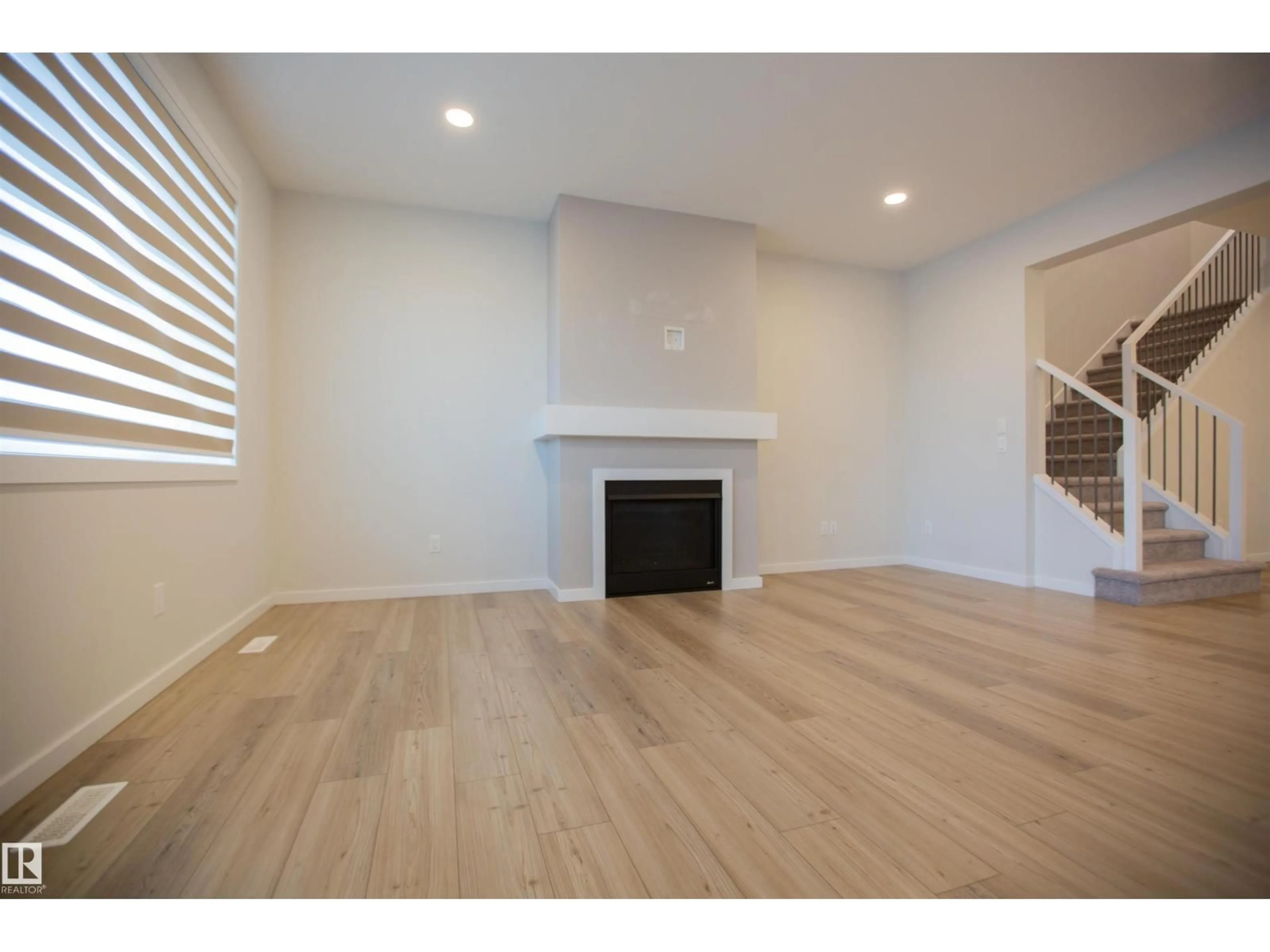 A pic of a room for NW - 2815 200 ST, Edmonton Alberta T6M0W8