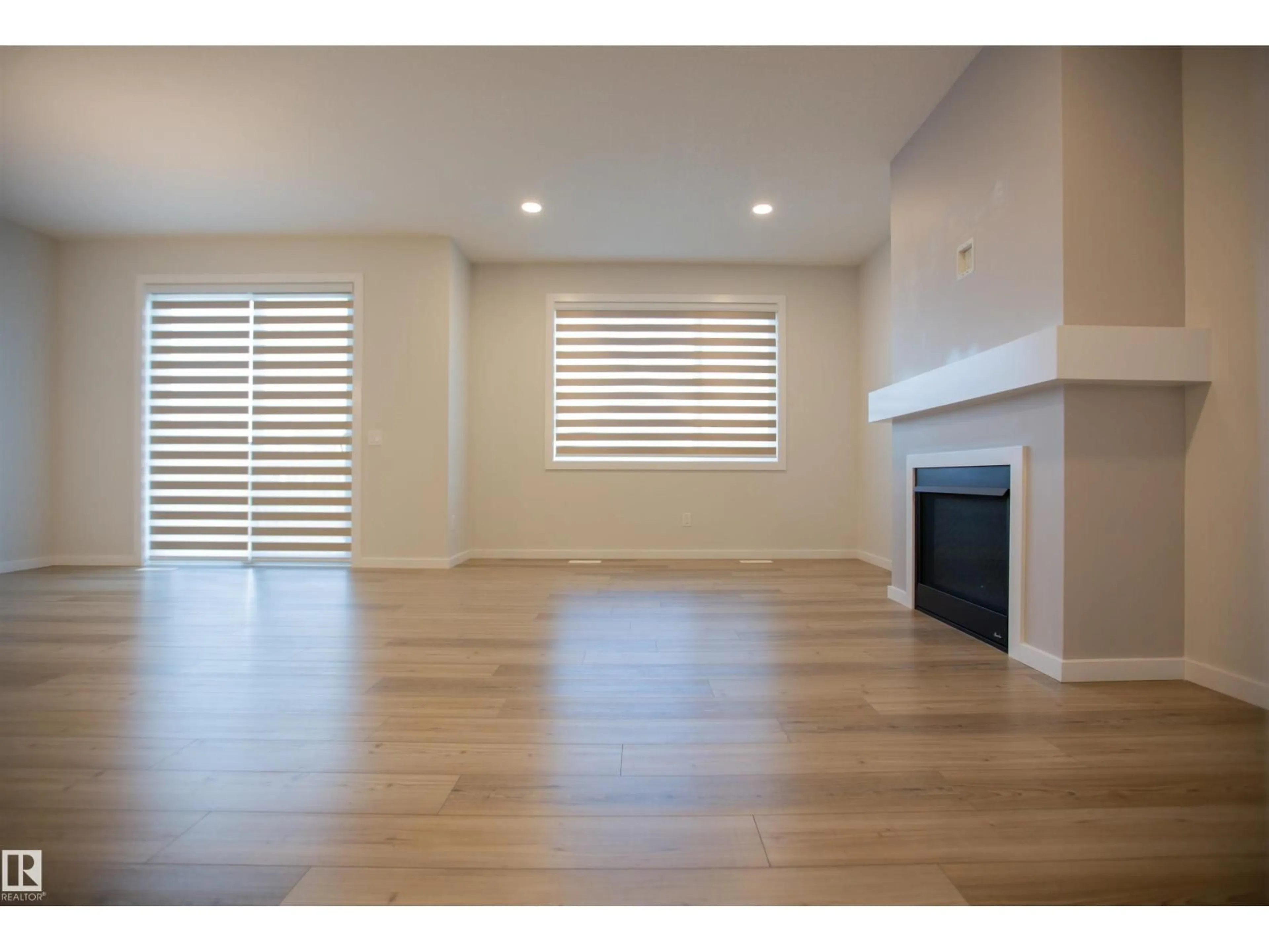 A pic of a room for NW - 2815 200 ST, Edmonton Alberta T6M0W8