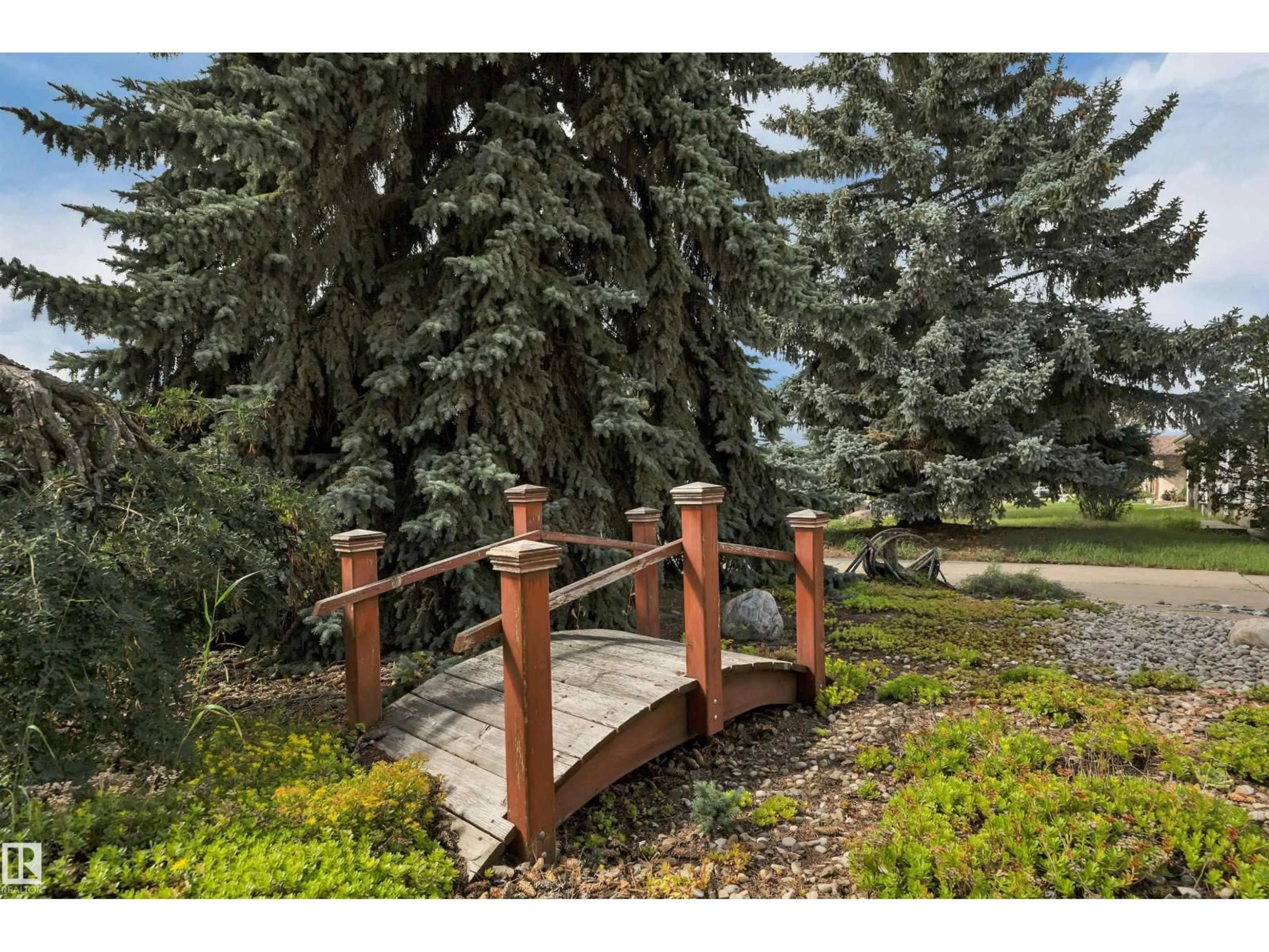 Unknown for 3111 104 ST NW, Edmonton Alberta T6J3B2