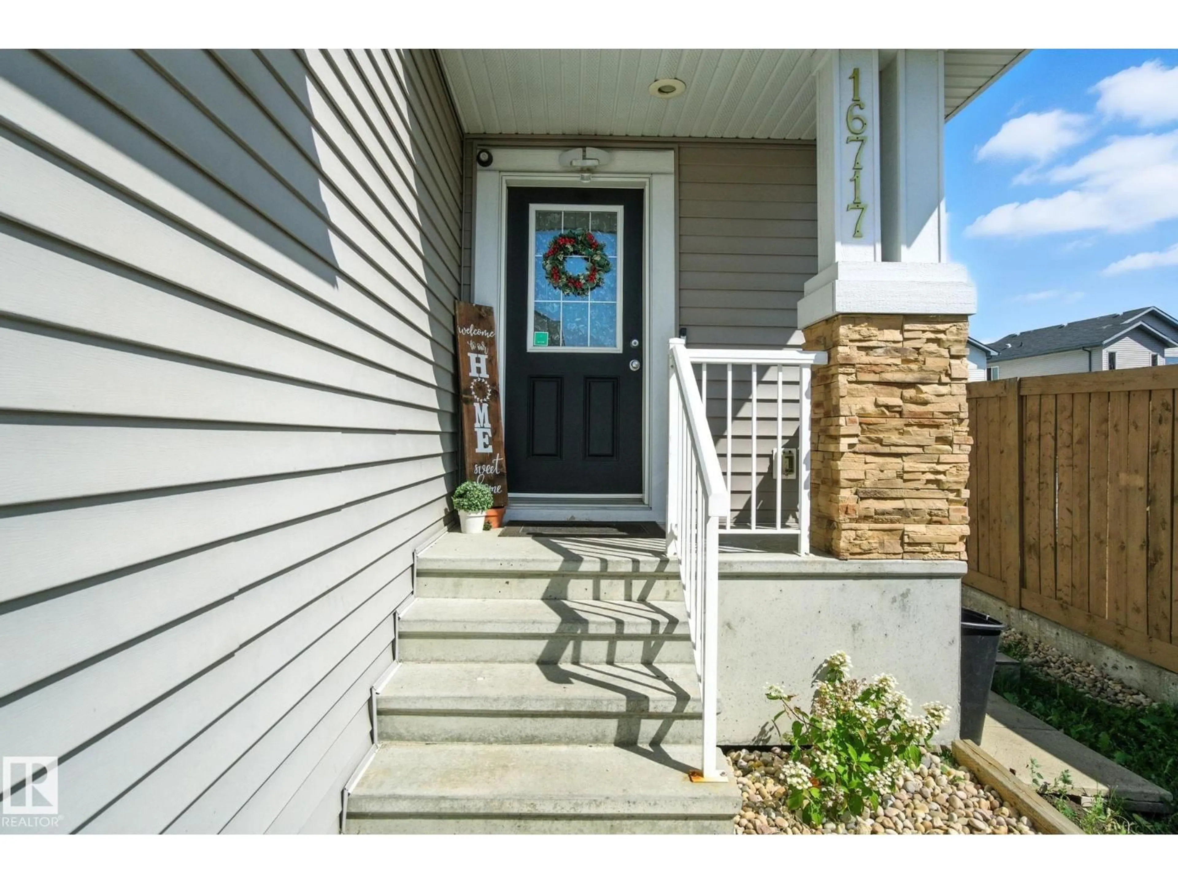 Unknown for 16717 120 ST NW, Edmonton Alberta T5X0G5