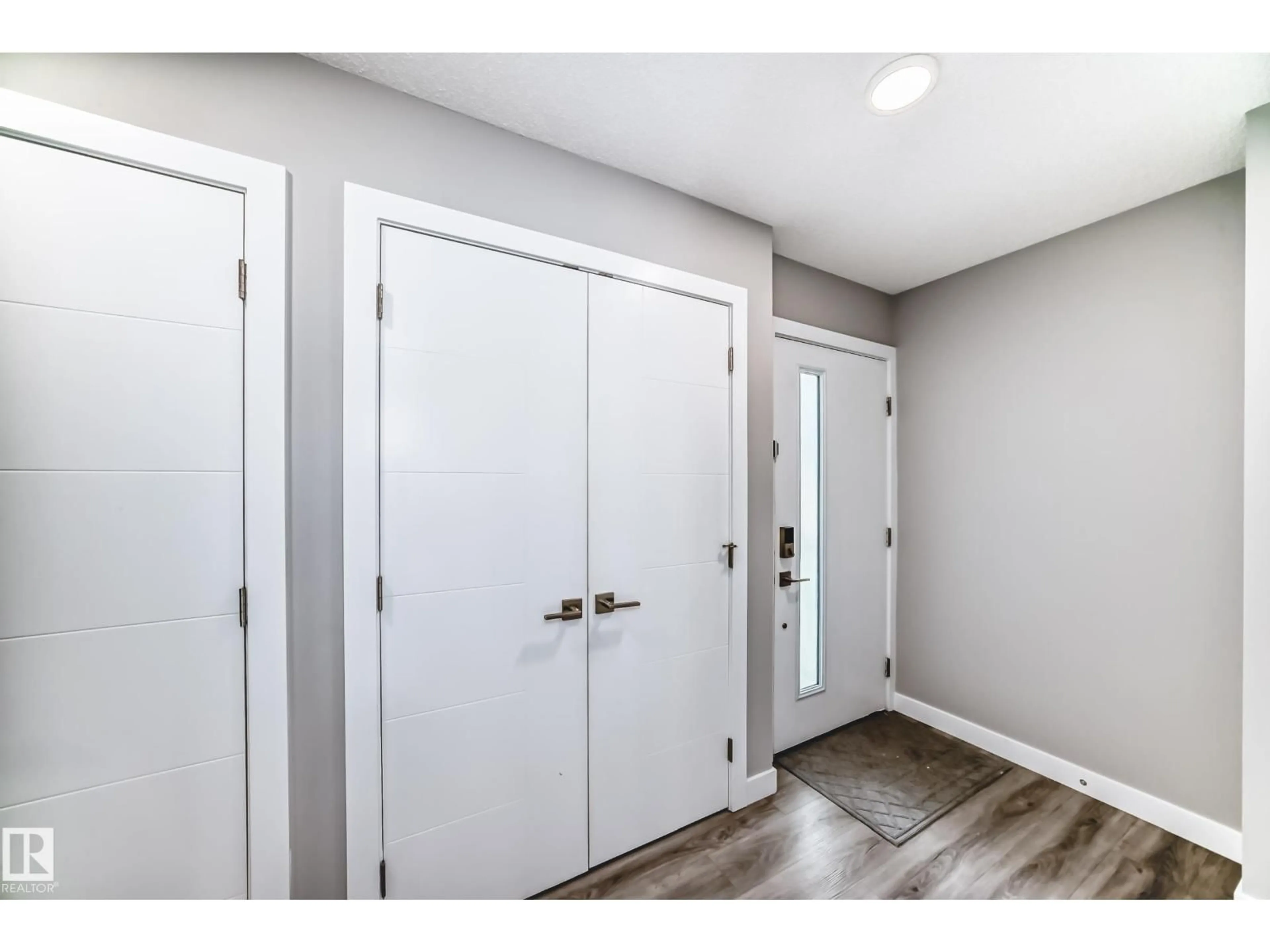 Indoor entryway for NW - 17513 65 ST, Edmonton Alberta T5Y4A7