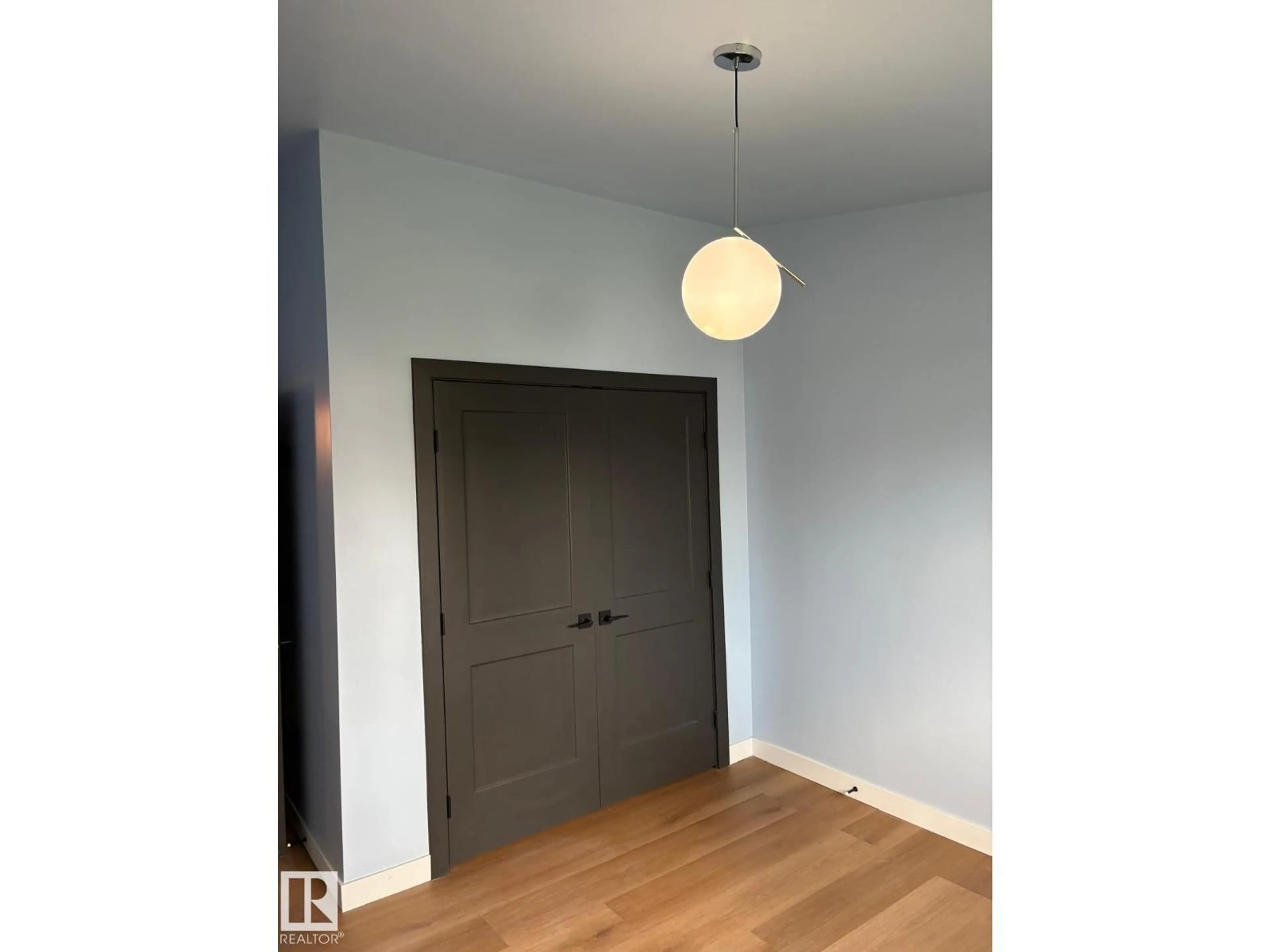 A pic of a room for 6808 95 AV NW, Edmonton Alberta T6B1A8