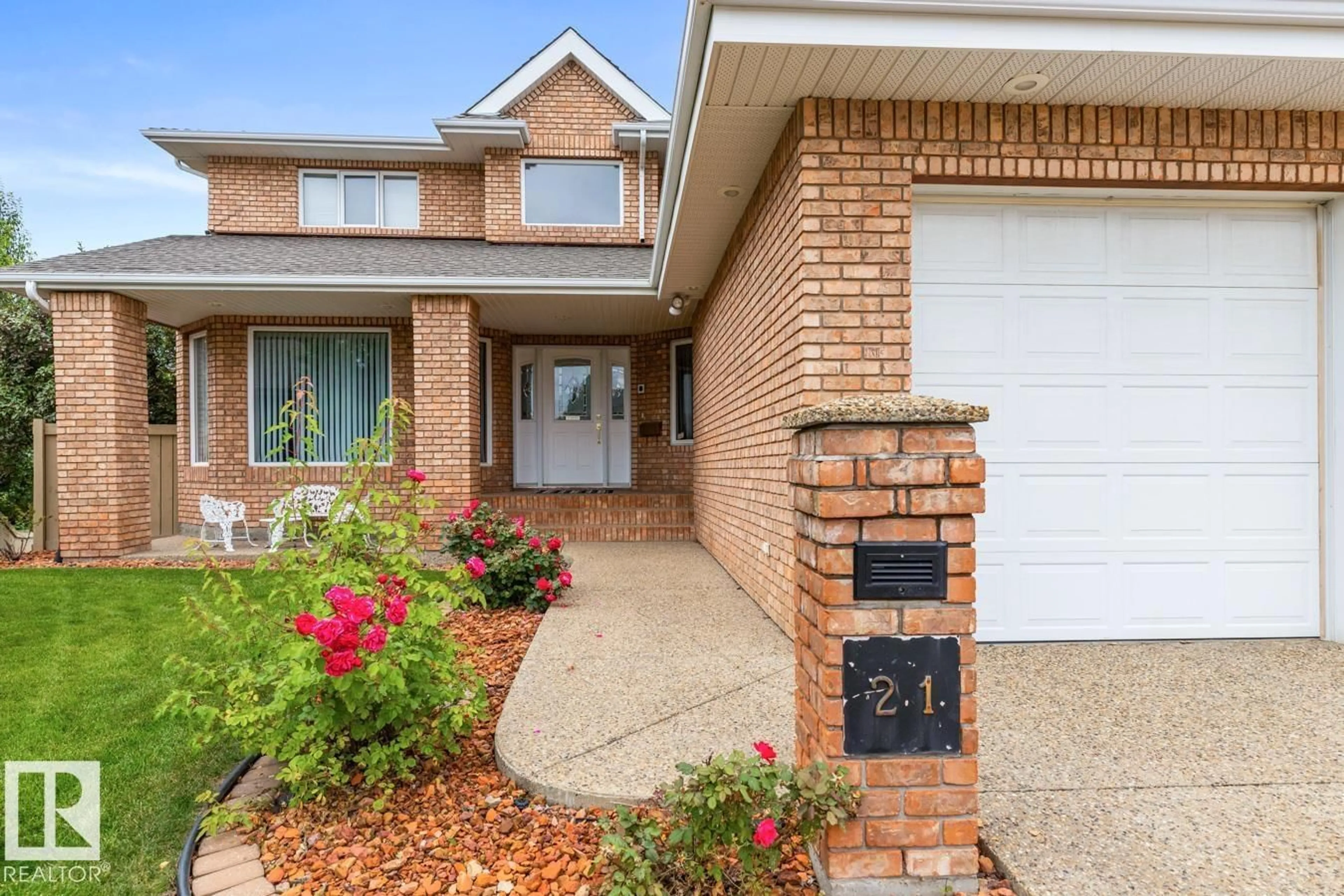 Home with brick exterior material, street for 21 RIDGEBAY PL, Sherwood Park Alberta T8A5N2