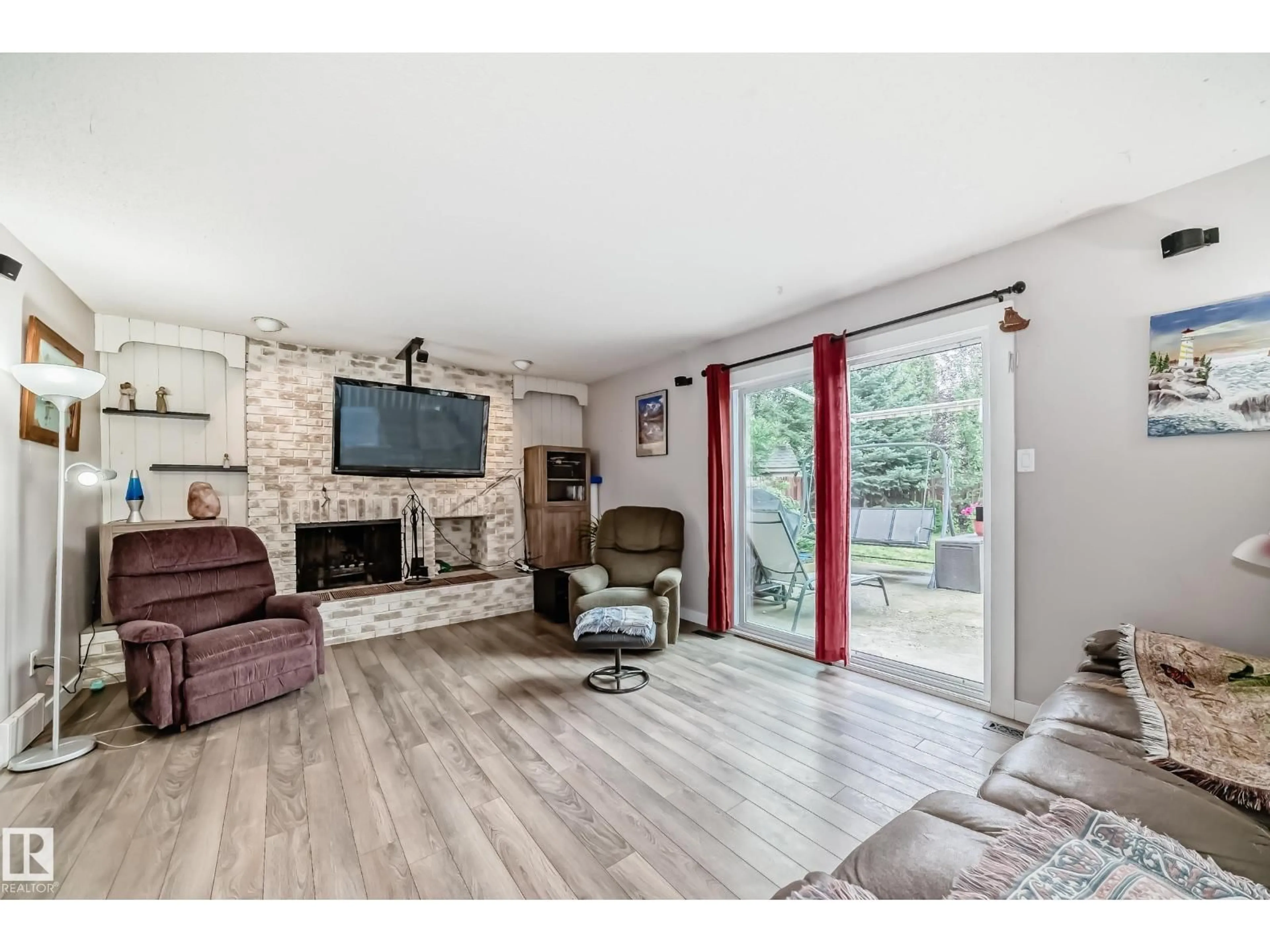 Living room with furniture, unknown for 10 ABBEY CR, St. Albert Alberta T8N2X2