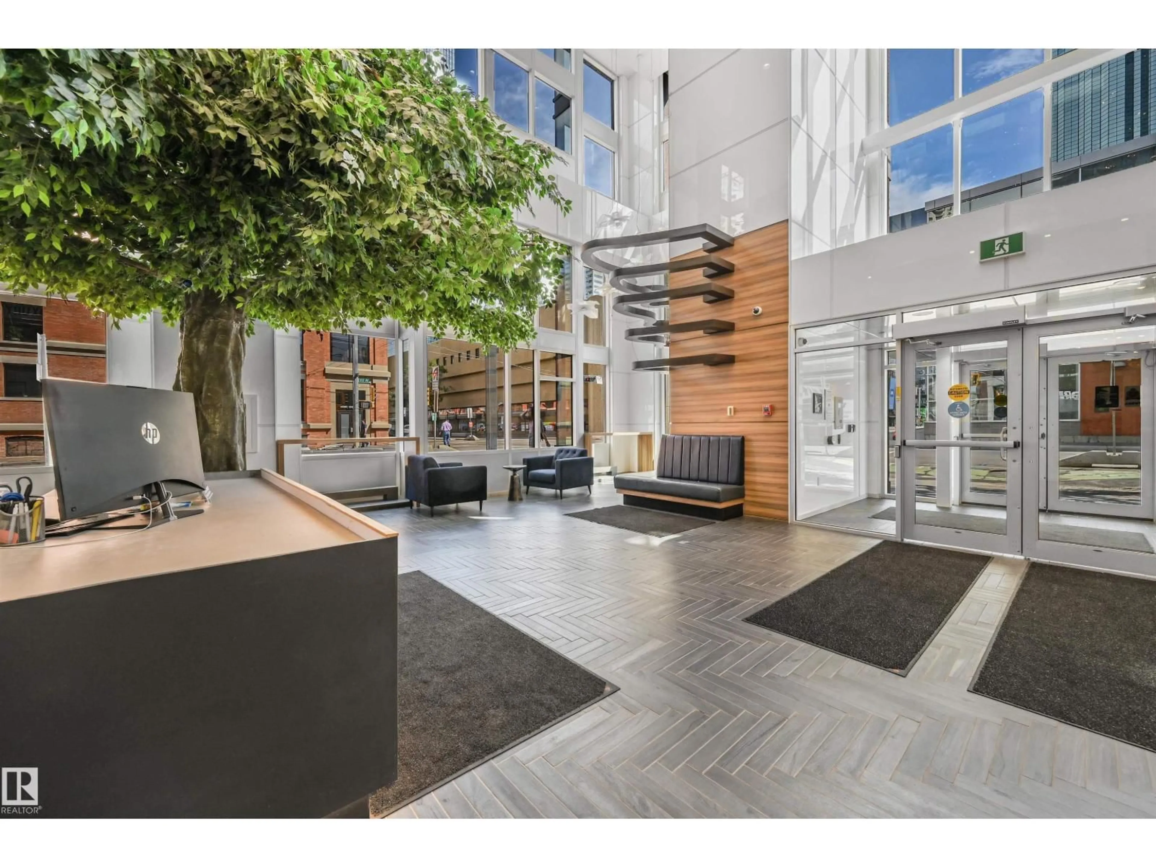 Lobby for 3003 10180 103 ST NW, Edmonton Alberta T5J0L1