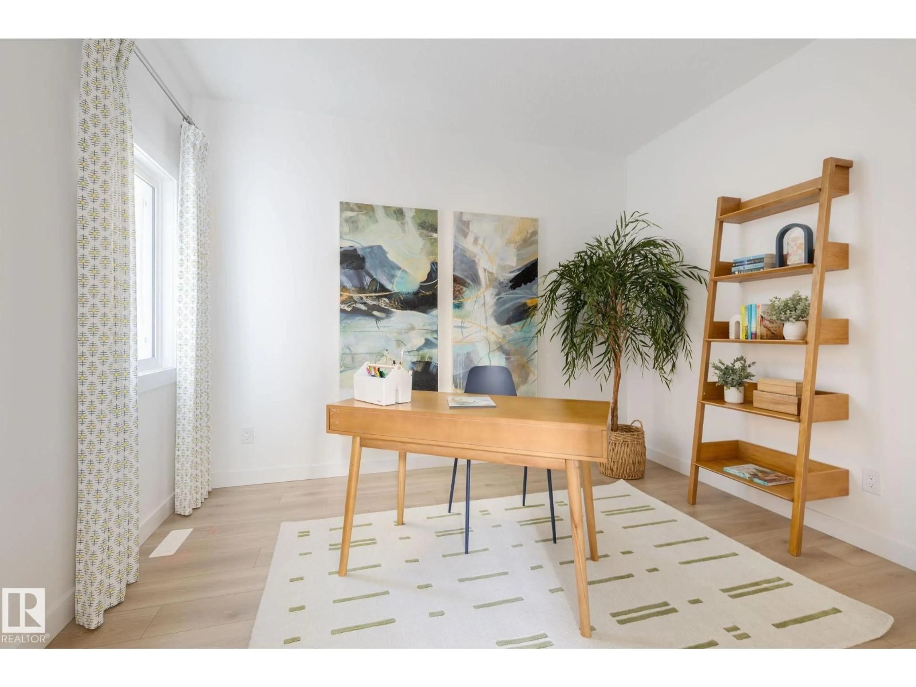 A pic of a room for 19415 26 AV, Edmonton Alberta T5Z0T8