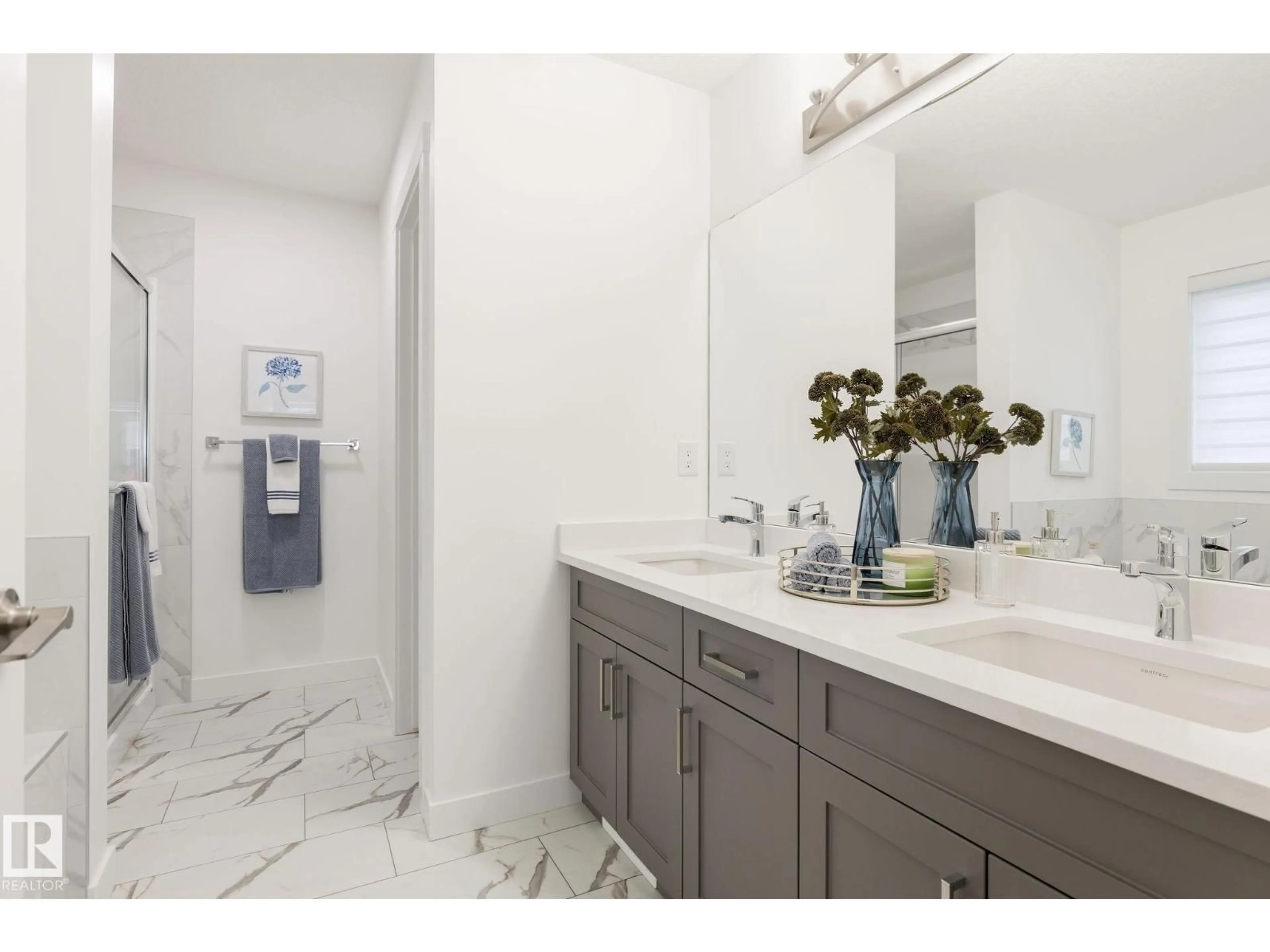 Contemporary bathroom, ceramic/tile floor for 19415 26 AV, Edmonton Alberta T5Z0T8