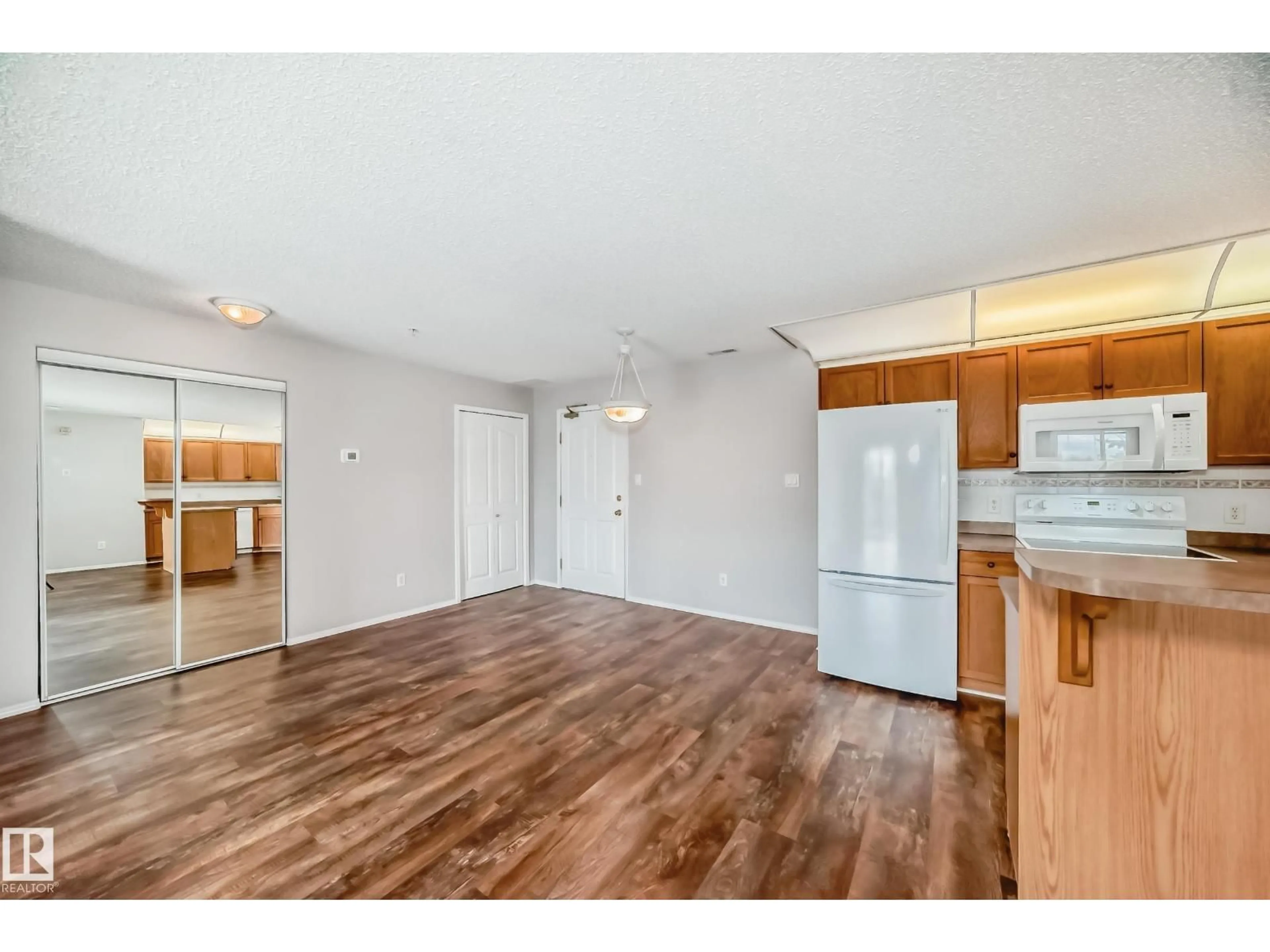 Unknown for #323 - 16303 95 ST, Edmonton Alberta T5Z3V1