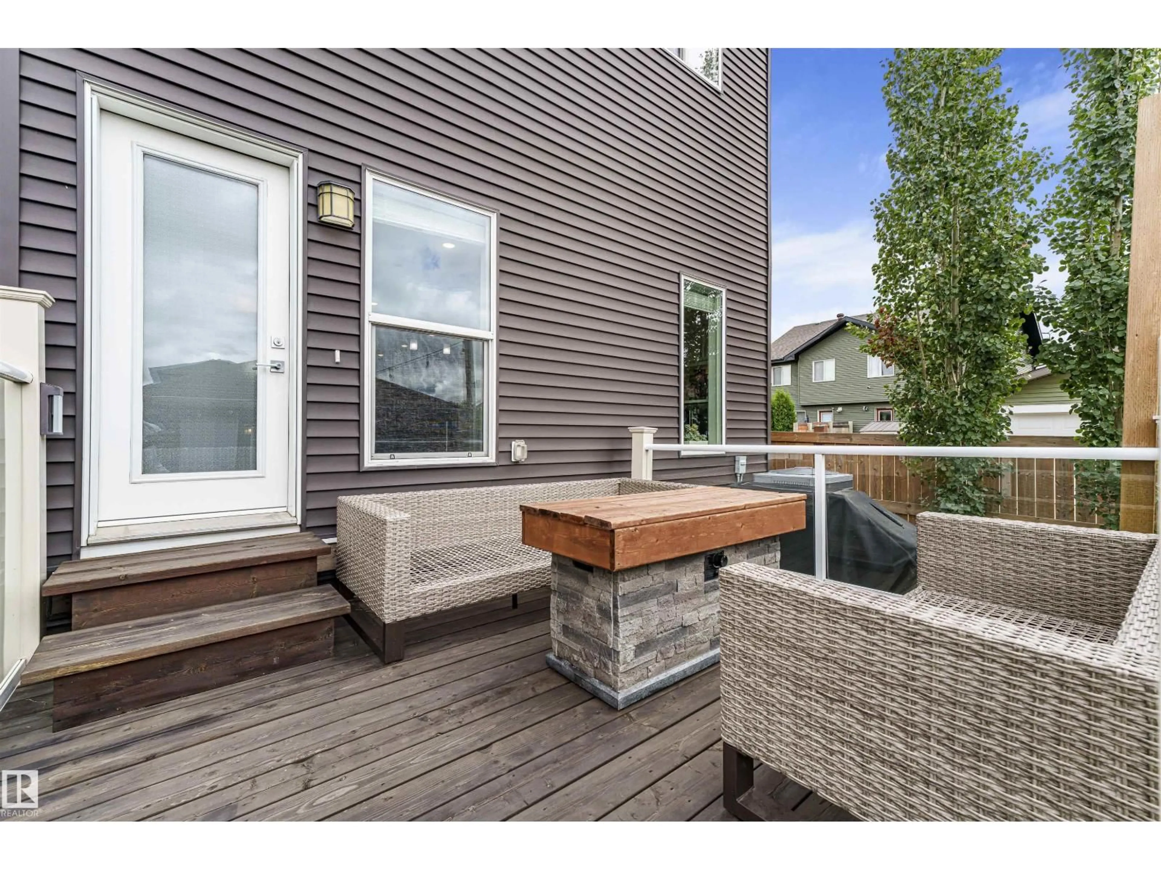Patio, unknown for SW - 3281 CHERRY CR, Edmonton Alberta T6X1Y5