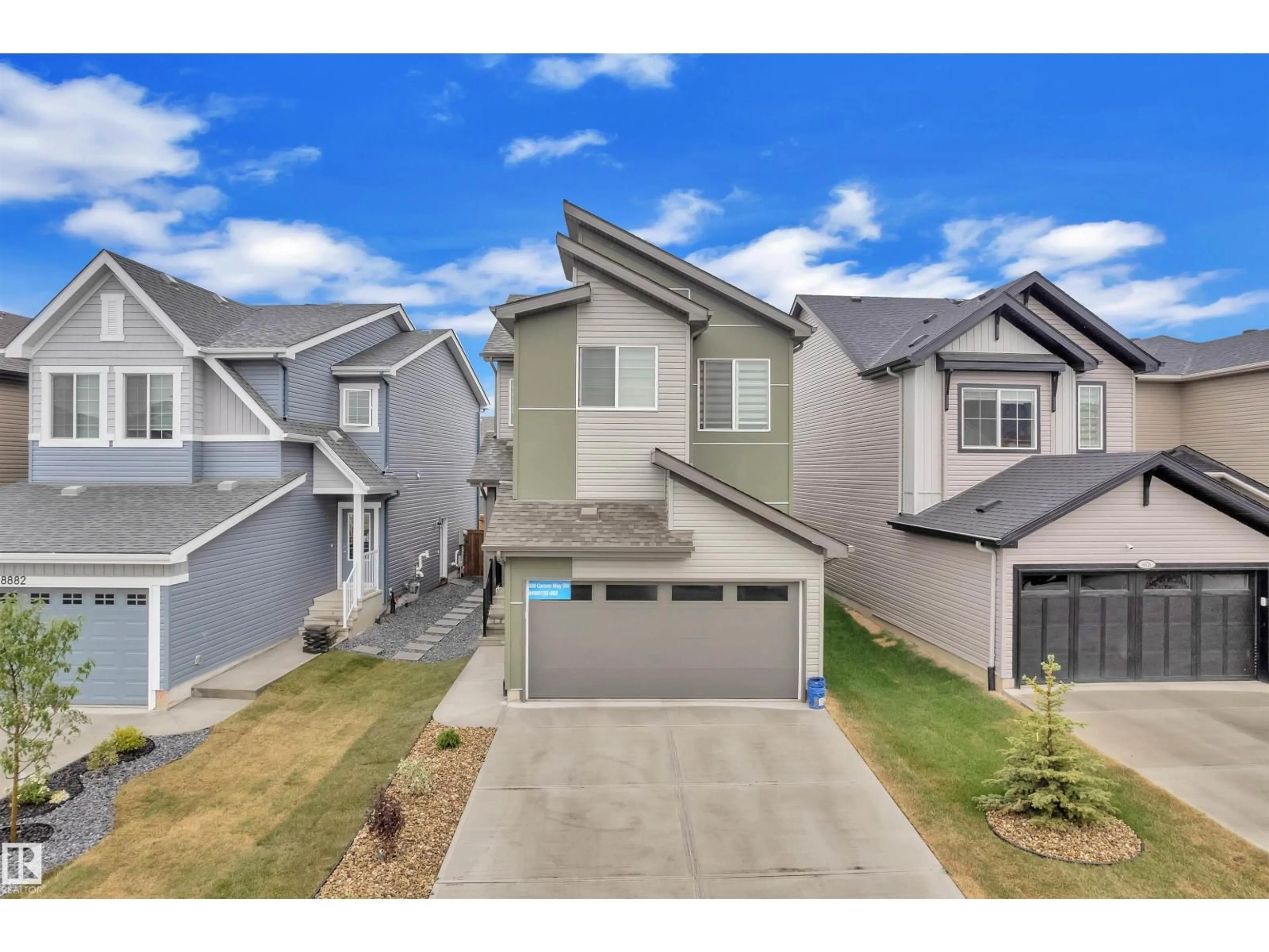 A pic from outside/outdoor area/front of a property/back of a property/a pic from drone, street for 8880 CARSON WY, Edmonton Alberta T6W5H8