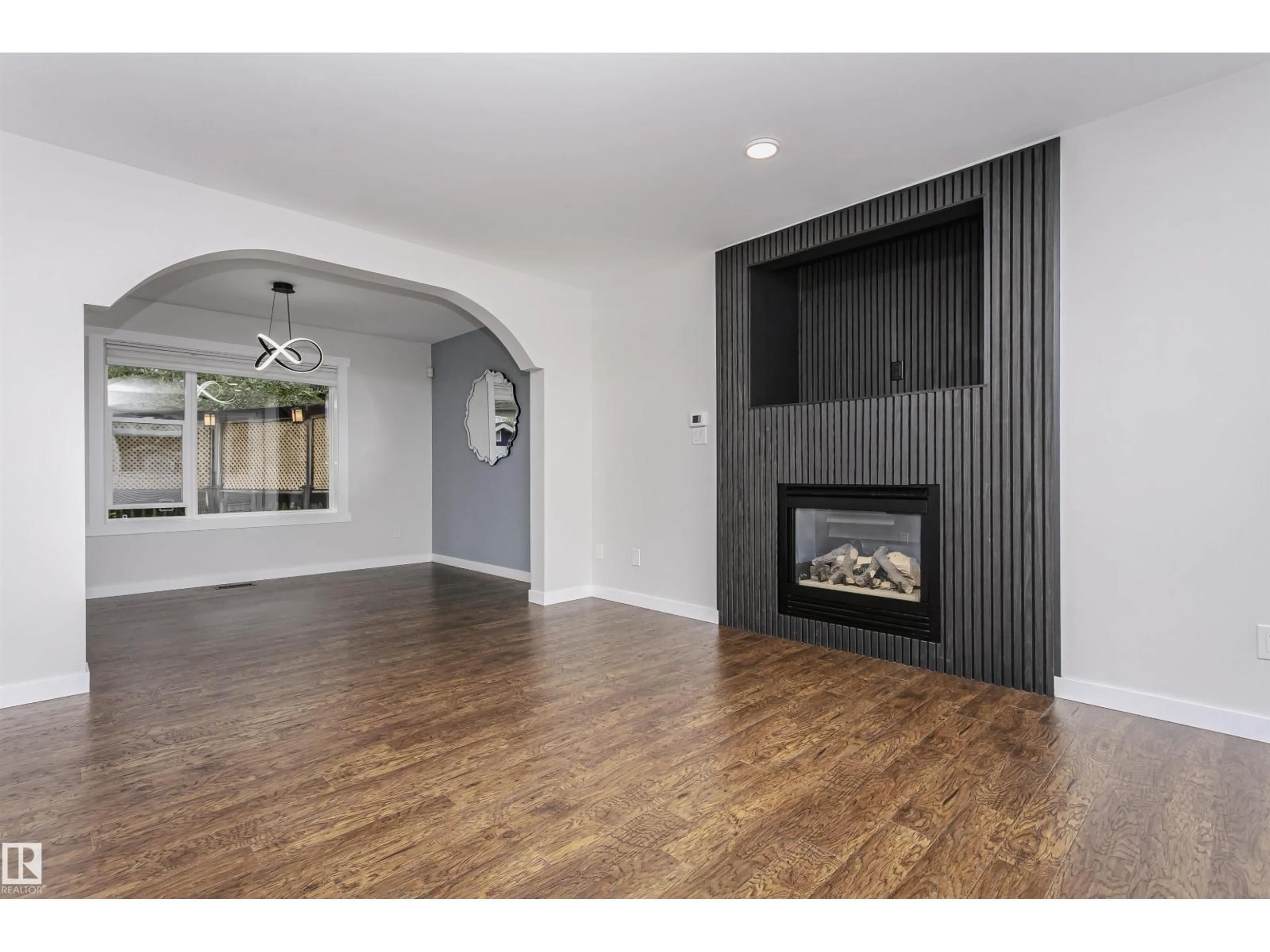 Unknown for 916 NORMANDY DR, Sherwood Park Alberta T8A5V2