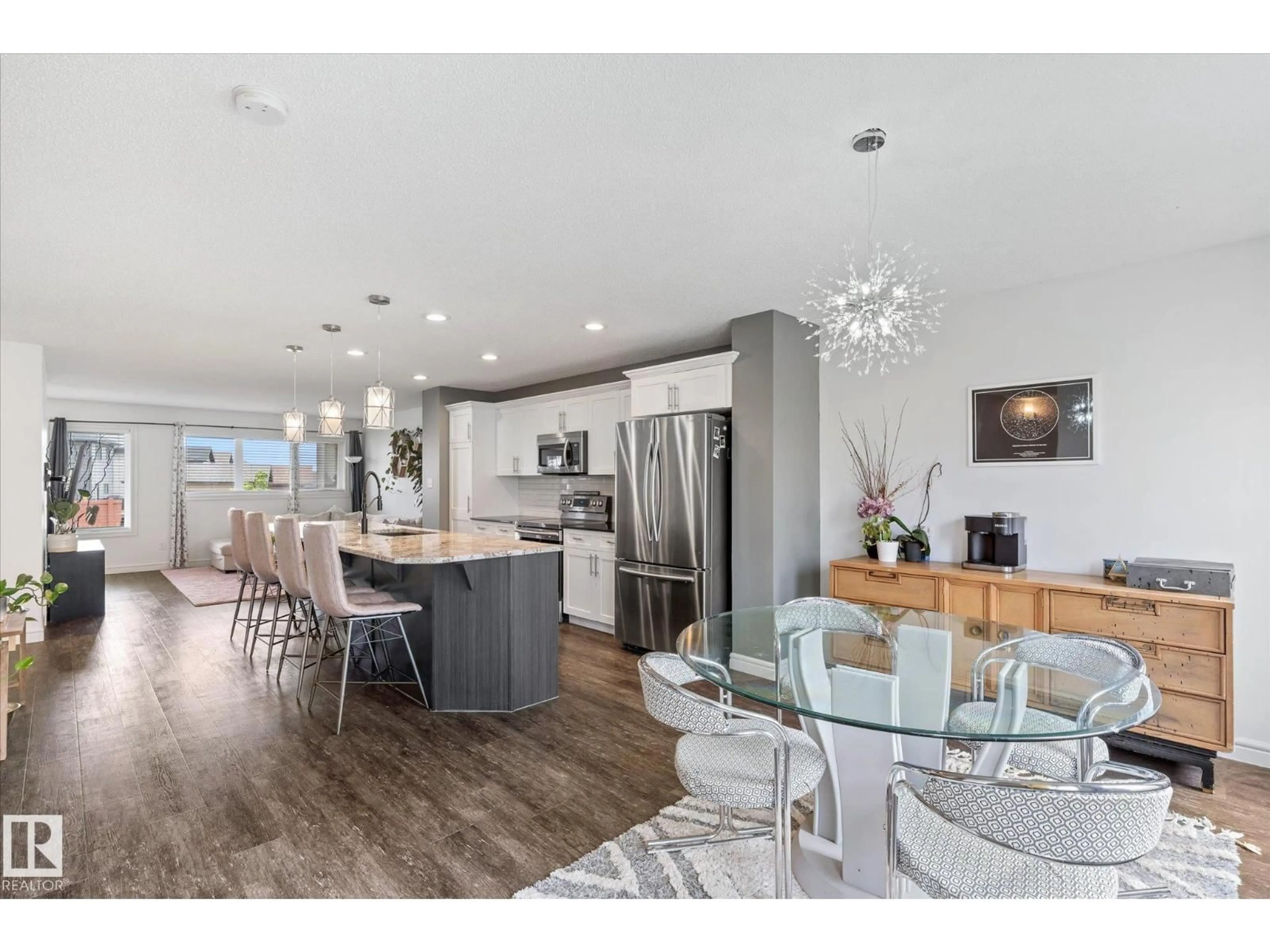 Open concept kitchen, unknown for 7 TRIBUTE CM, Spruce Grove Alberta T7X0W5