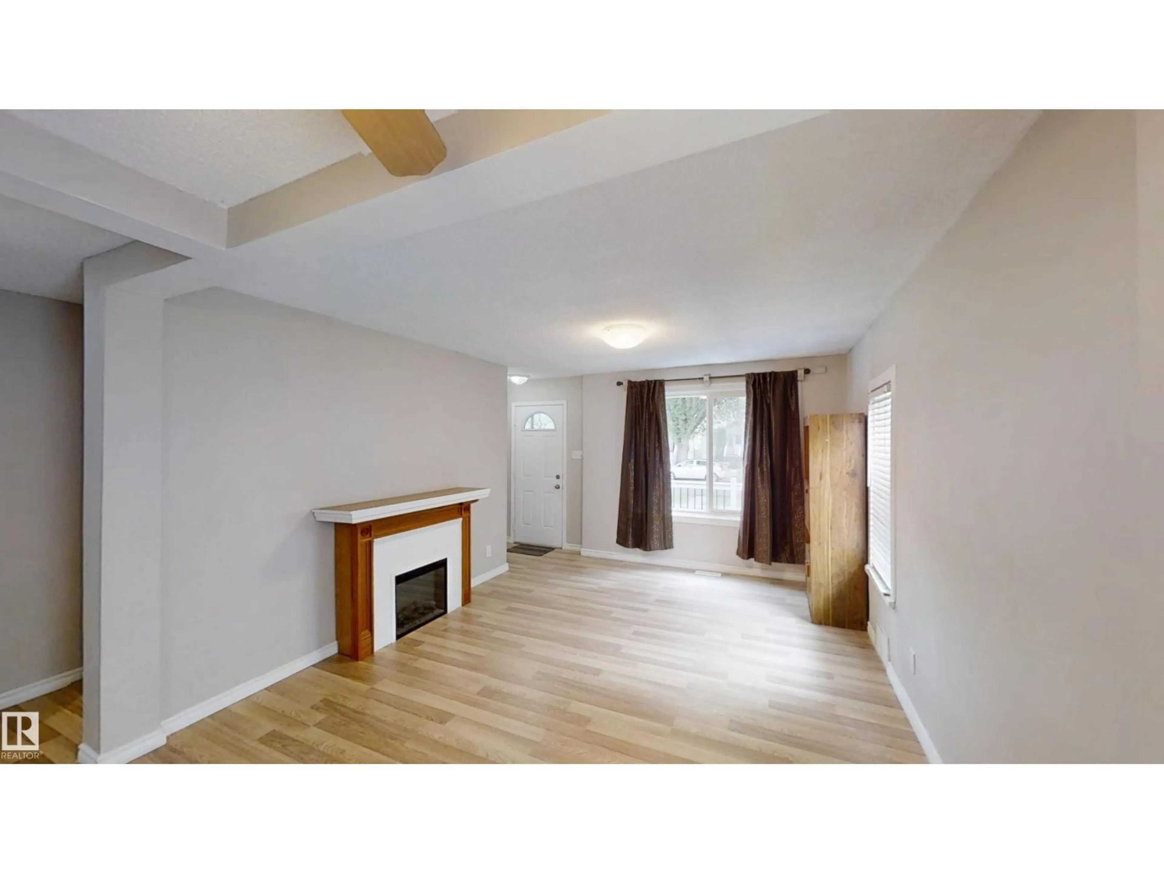 A pic of a room for 11230 84 ST, Edmonton Alberta T5B3A9