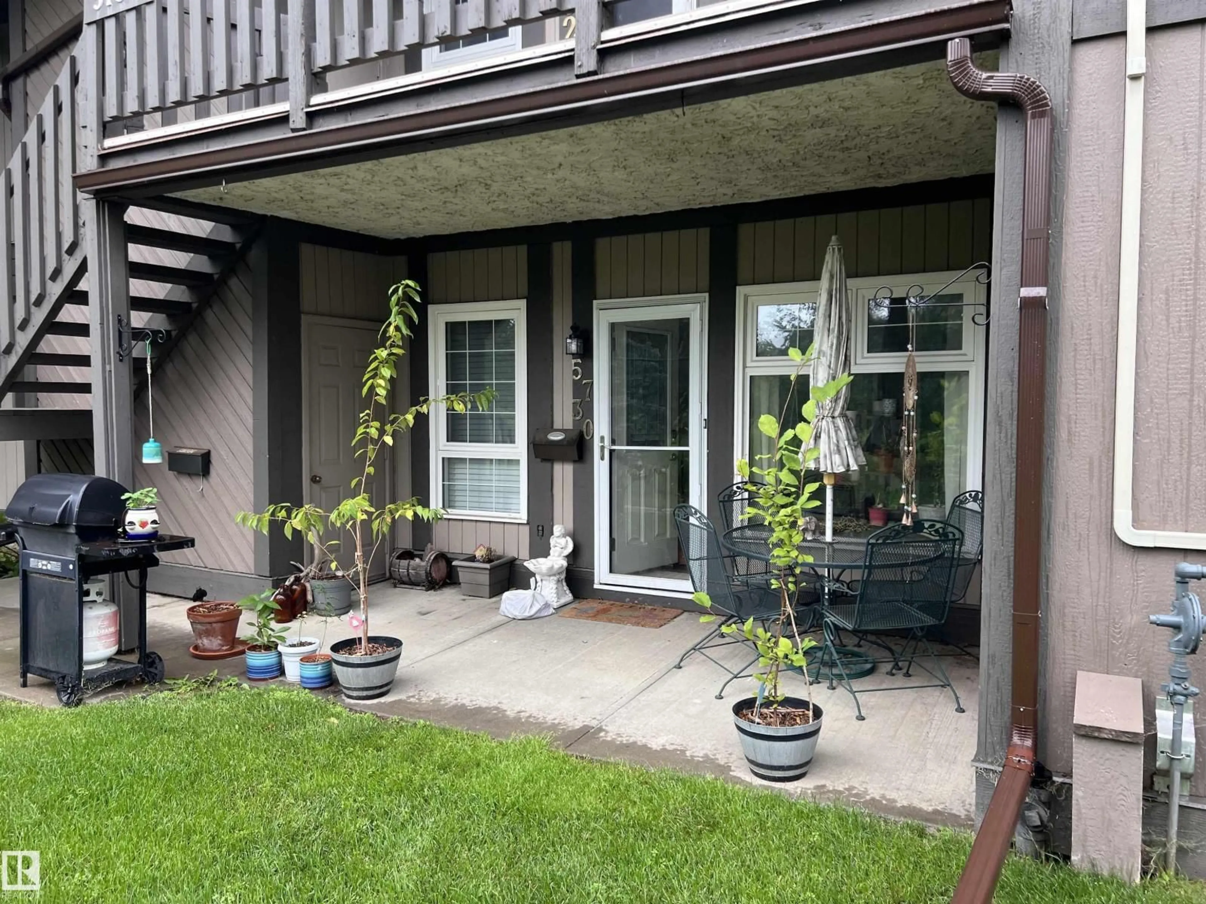 Patio, street for 5730 172 ST, Edmonton Alberta T6M1B4