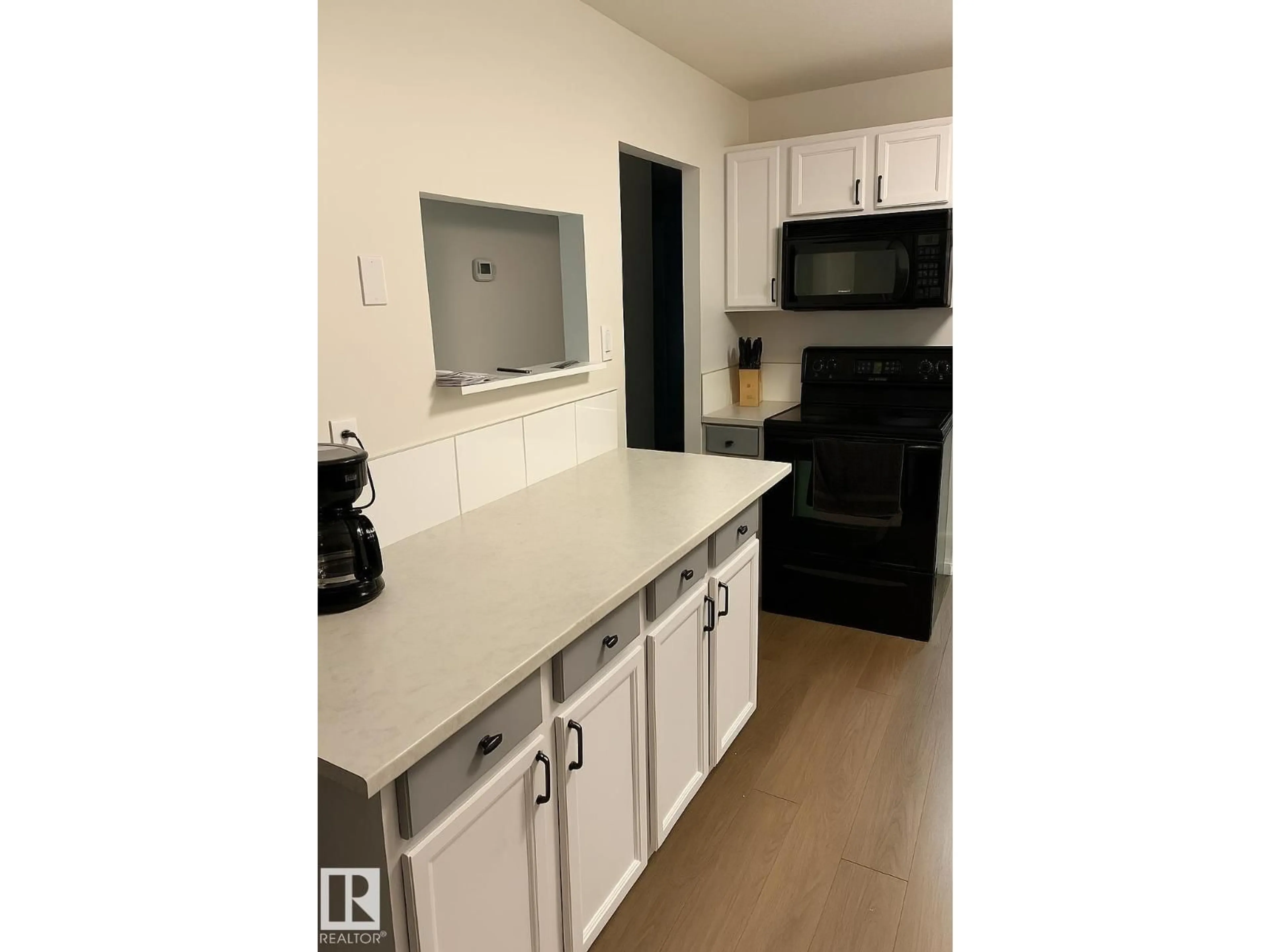 Unknown for 5730 172 ST, Edmonton Alberta T6M1B4